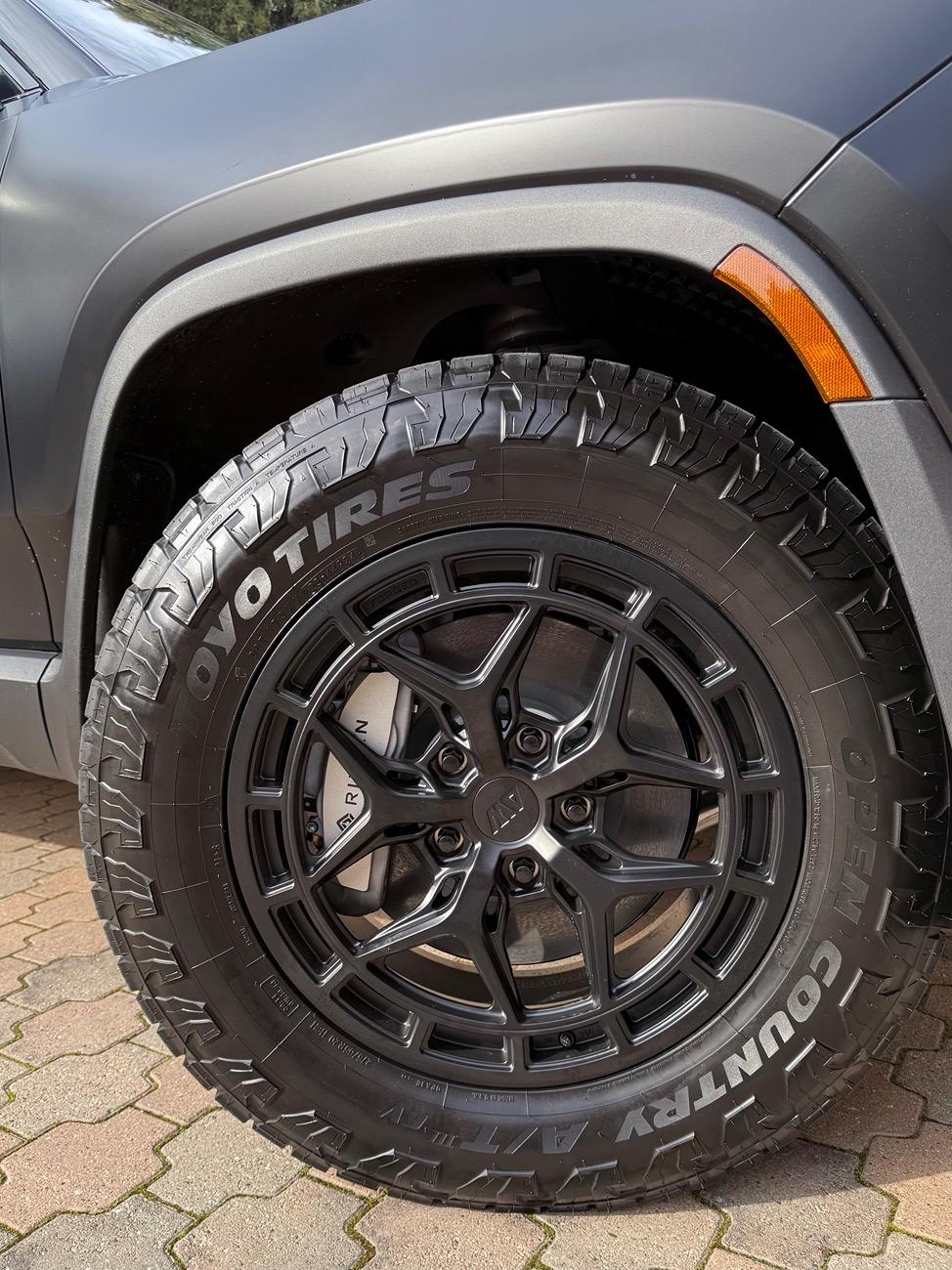 Rivian R1T R1S Toyo Open Country A/T III EV 275/65/20 116H tires review IMG_1745