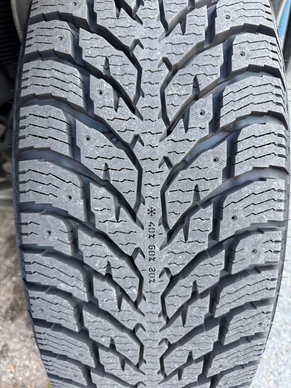 R1T OEM Dark 20