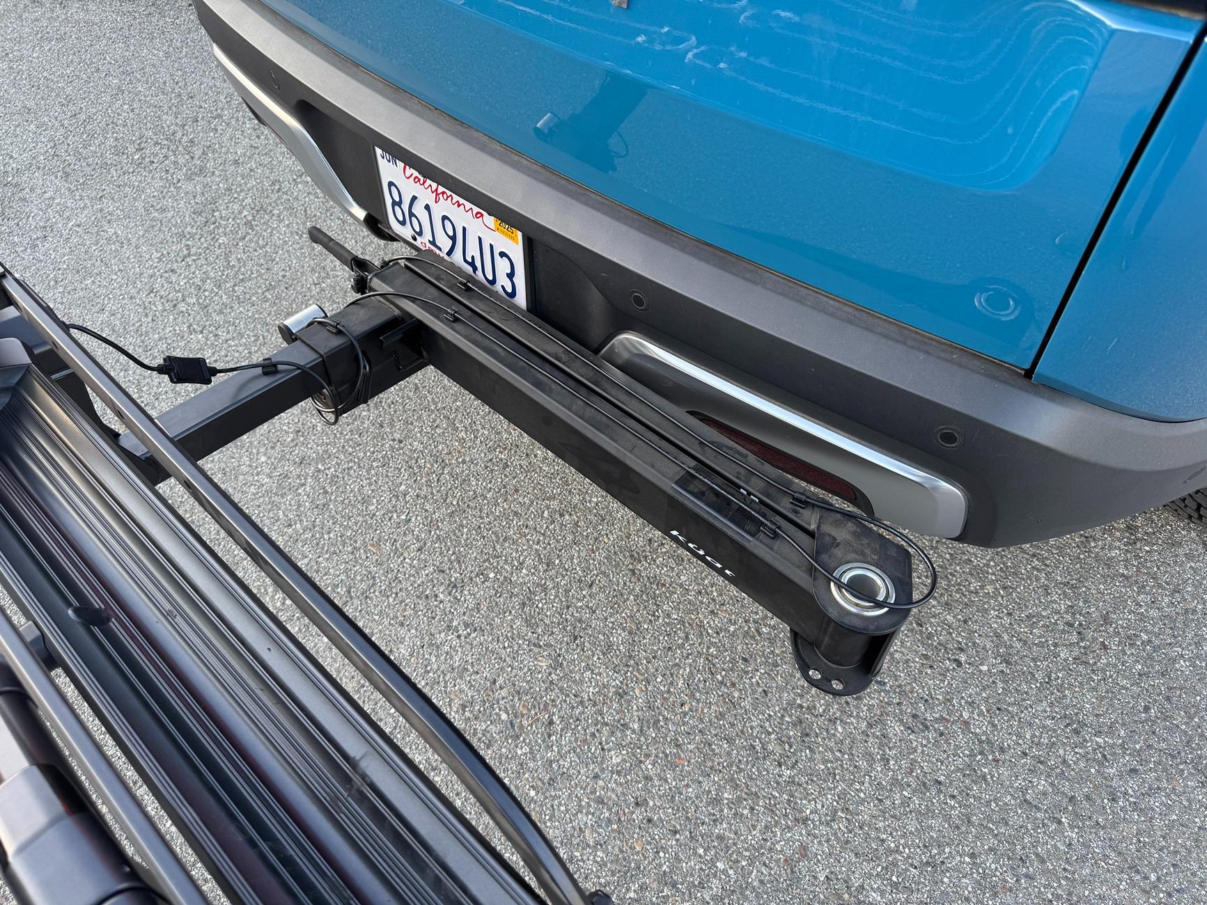 Rivian R1T R1S Küat Piston Pro X 2+2 Bikes w/ Pivot V2 Installed IMG_0440