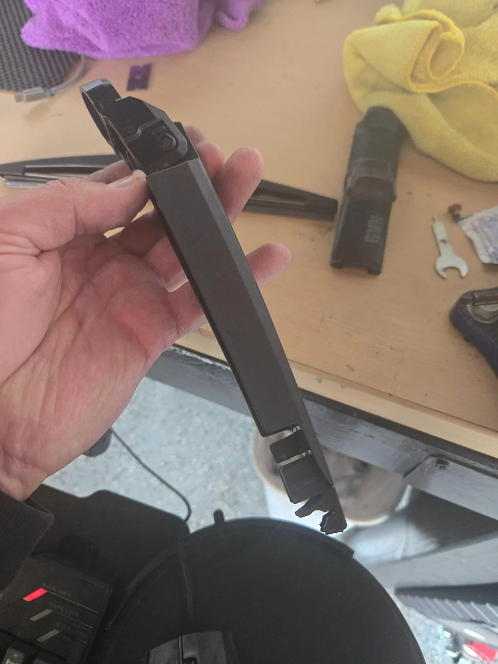 Rivian R1T R1S Rear Wiper Blade Service 20250129_141838