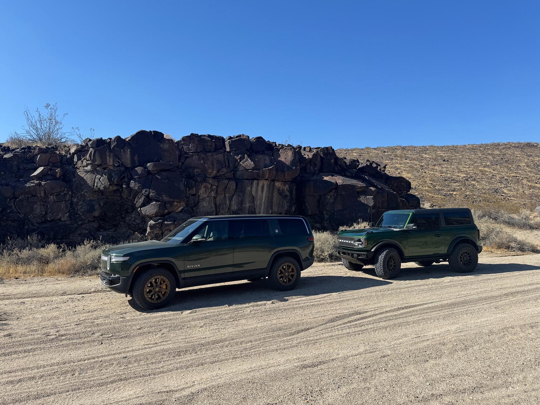 Rivian R1T R1S Off road drifting fun! IMG_2801.JPG