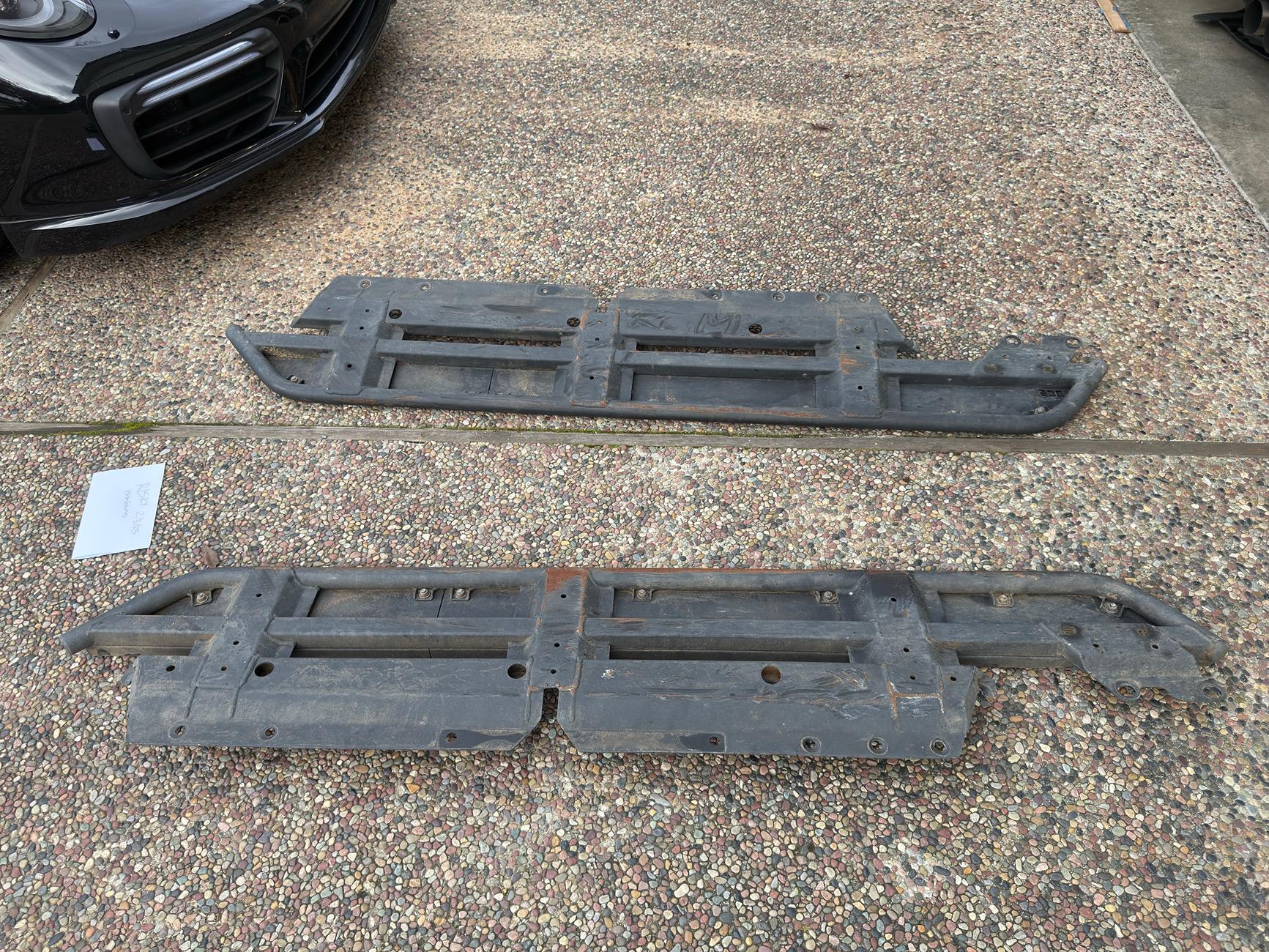 Rivian R1T R1S FS: DCE/Weistec R1S Rock Sliders IMG_1235