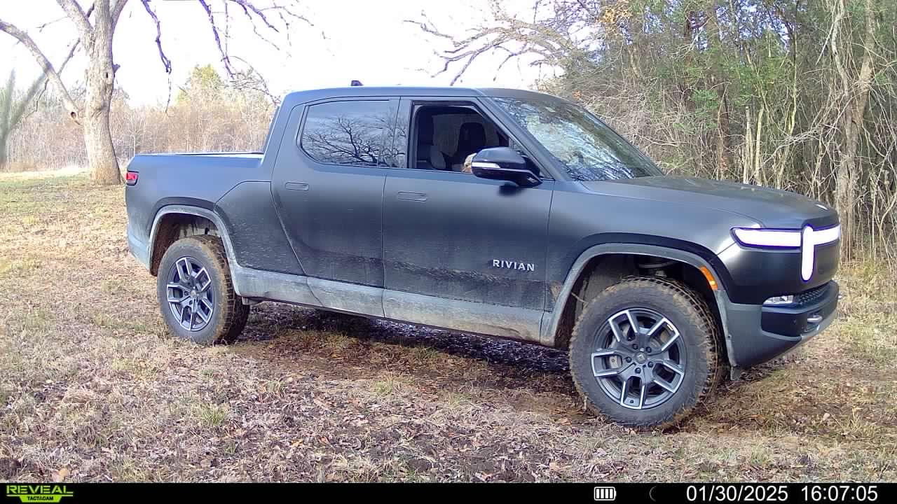 Rivian R1T R1S Random Rivian Photos of the Day - Post Yours! 📸 IMG_0193