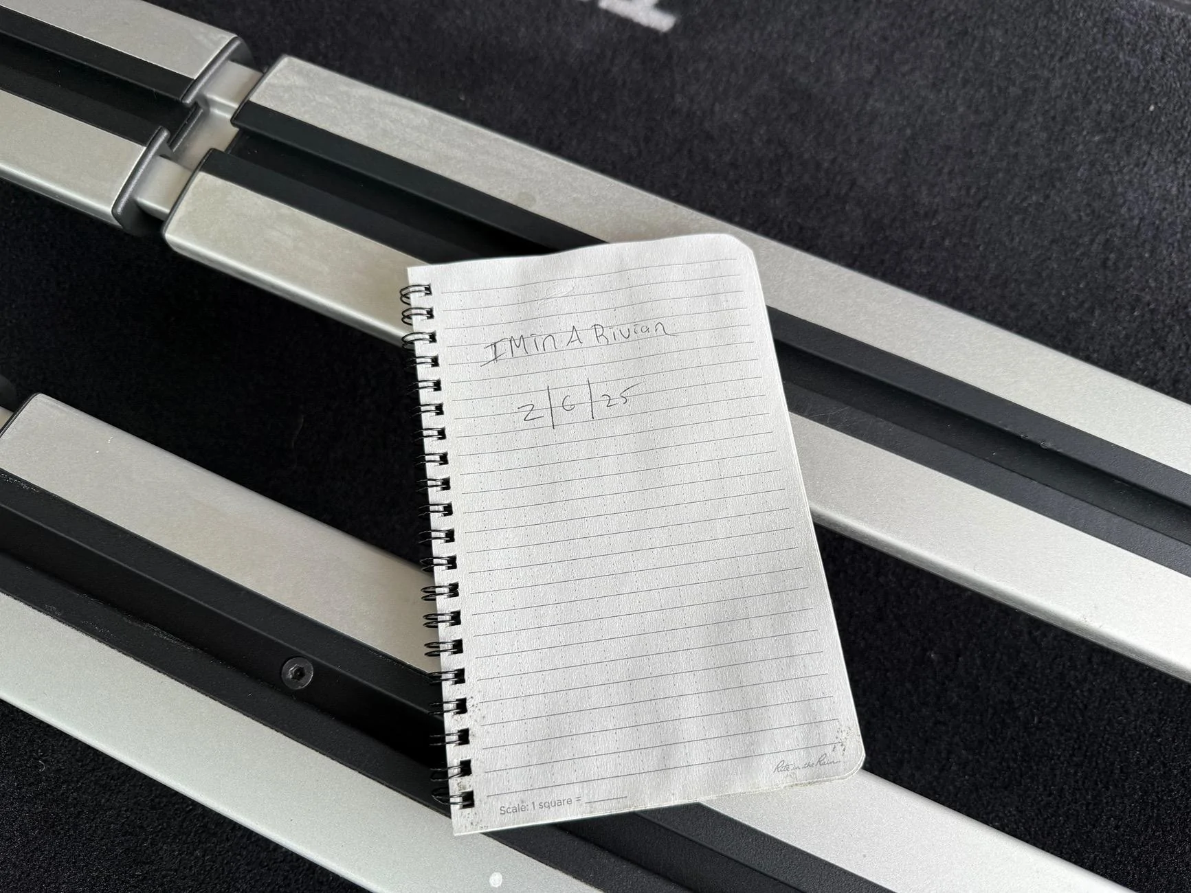 Rivian R1T R1S OEM crossbars not used IMG_5657