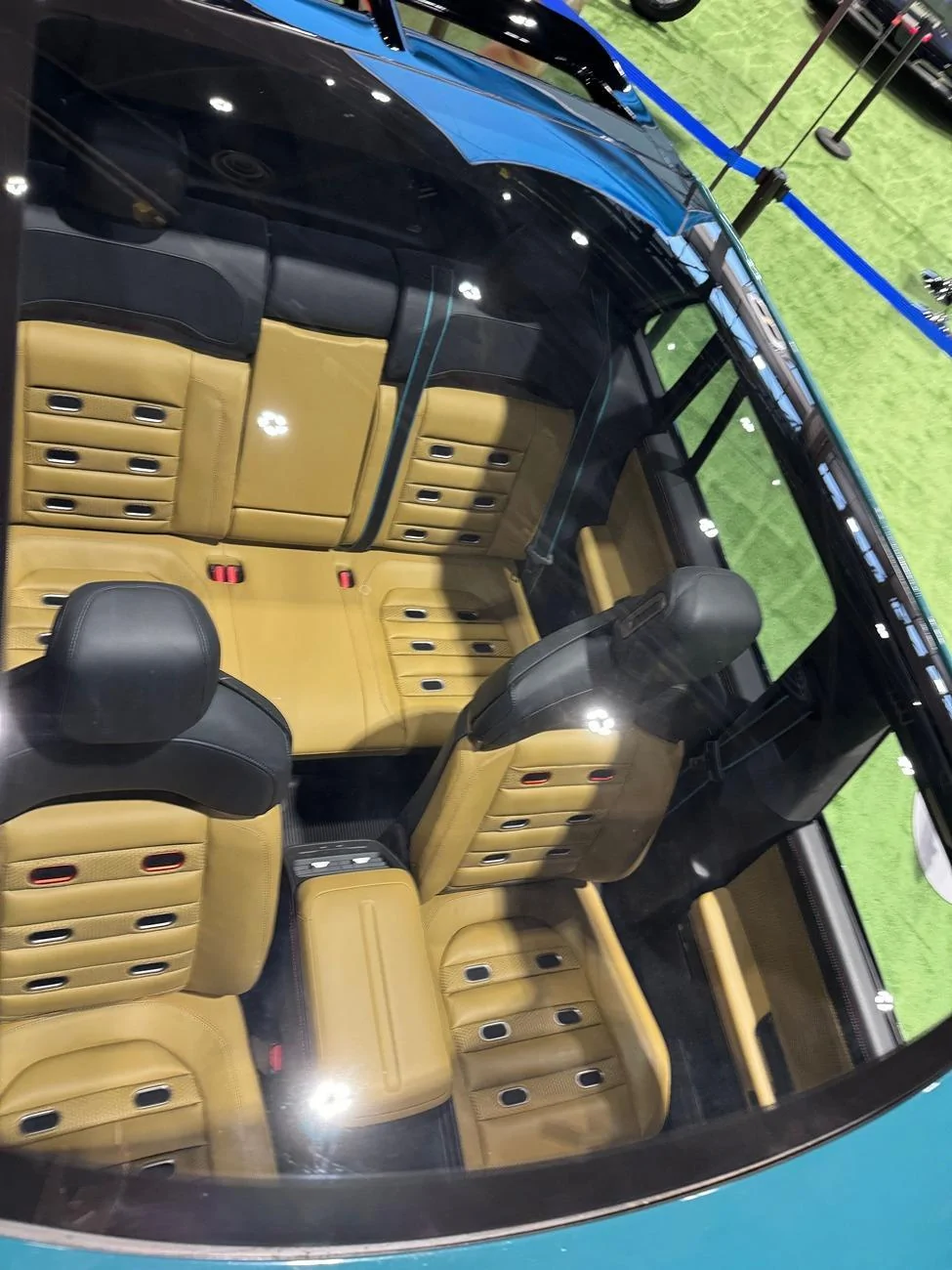 ivian-r3-exterior-interior-glass-roof-seats-1-jpeg.jpg