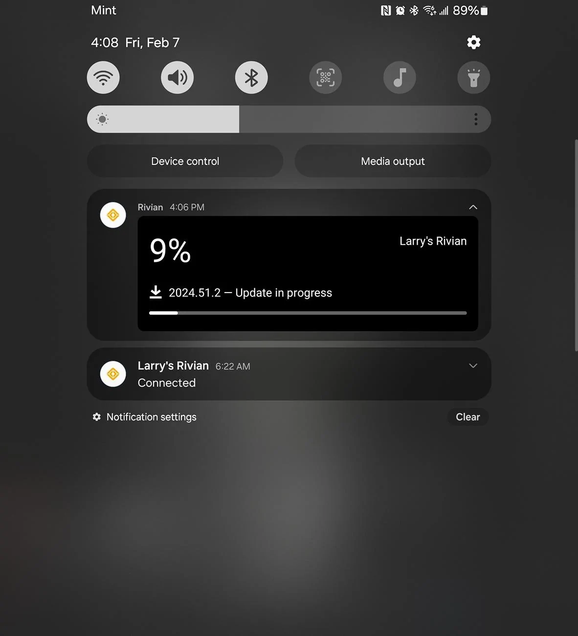 Rivian R1T R1S 2024.51.02 Update installing now 1000007746