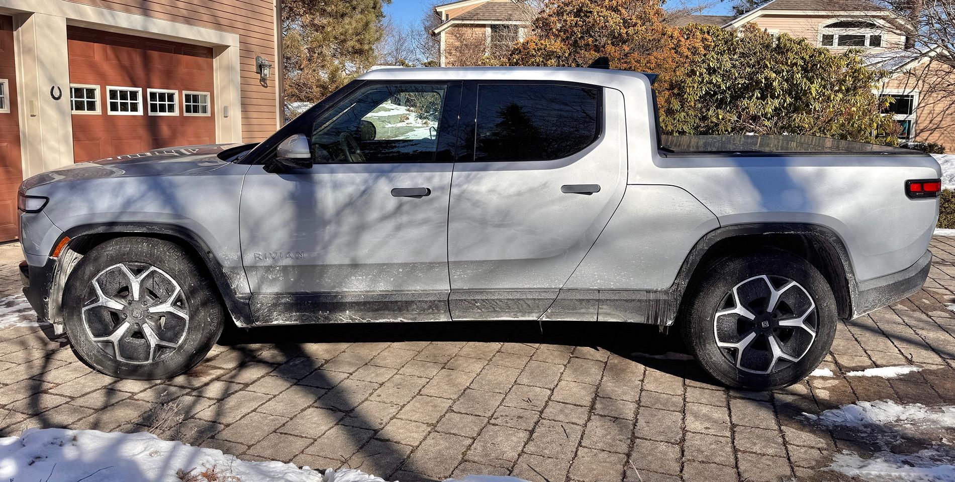 Rivian R1T R1S Gen 2 "Service Suspension Soon". Anyone else? IMG_1716