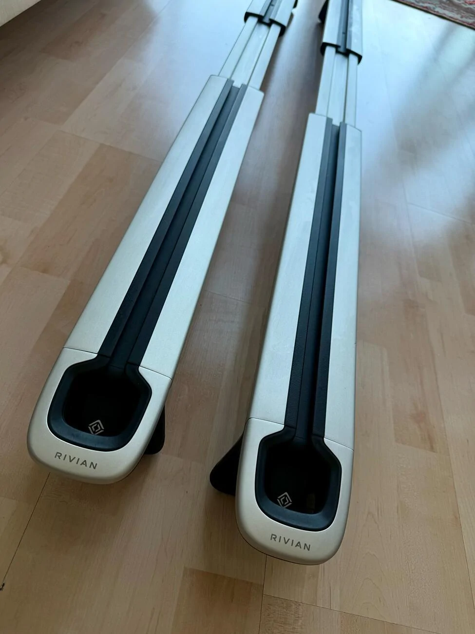Rivian R1T R1S For Sale - Rivian Cross Bars tempImageLxgl3O