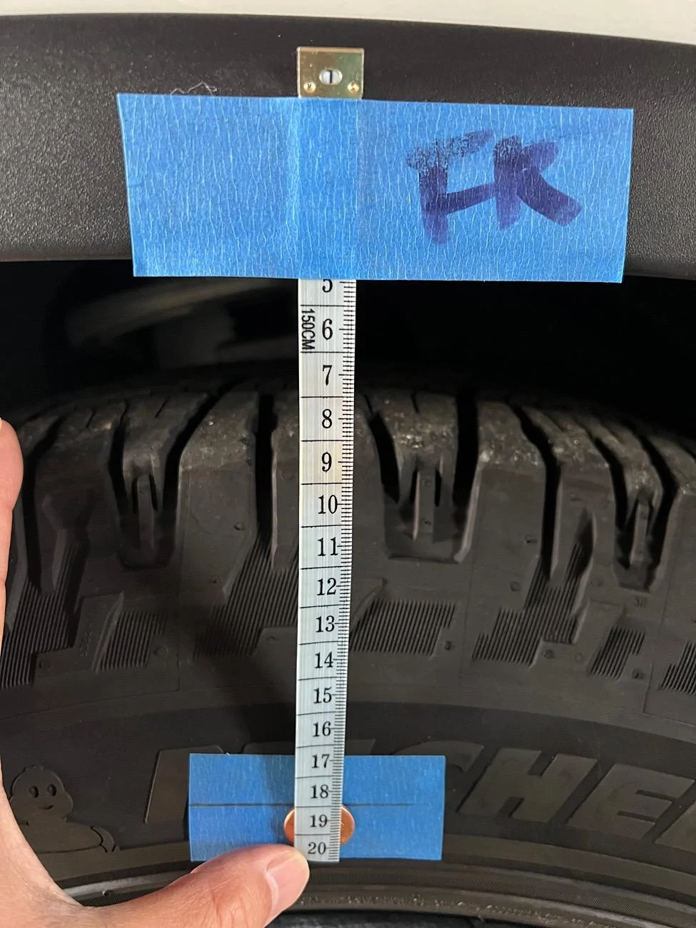 Rivian R1T R1S Sagging measurements IMG_0957