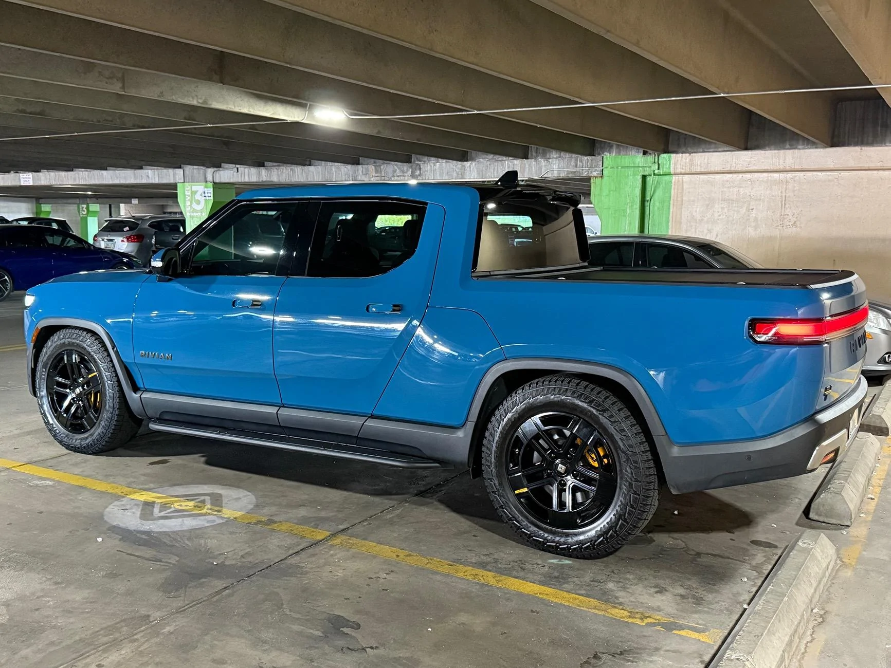 Rivian R1T R1S Are these a Yay or a Nay? IMG_4308