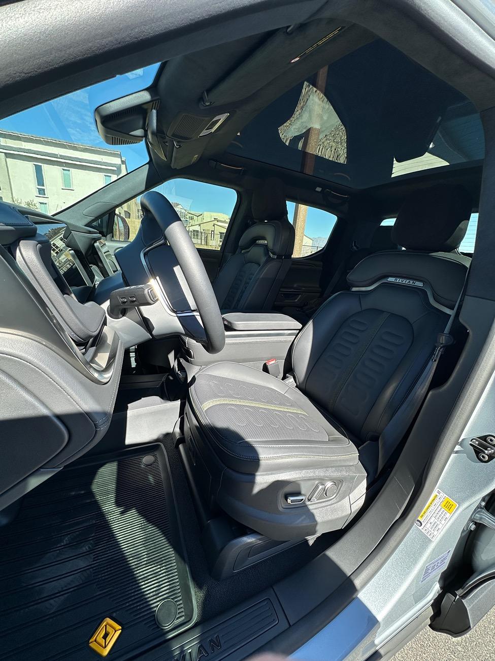 Rivian R1T R1S FS Gen2 2025 R1T IMG_8504
