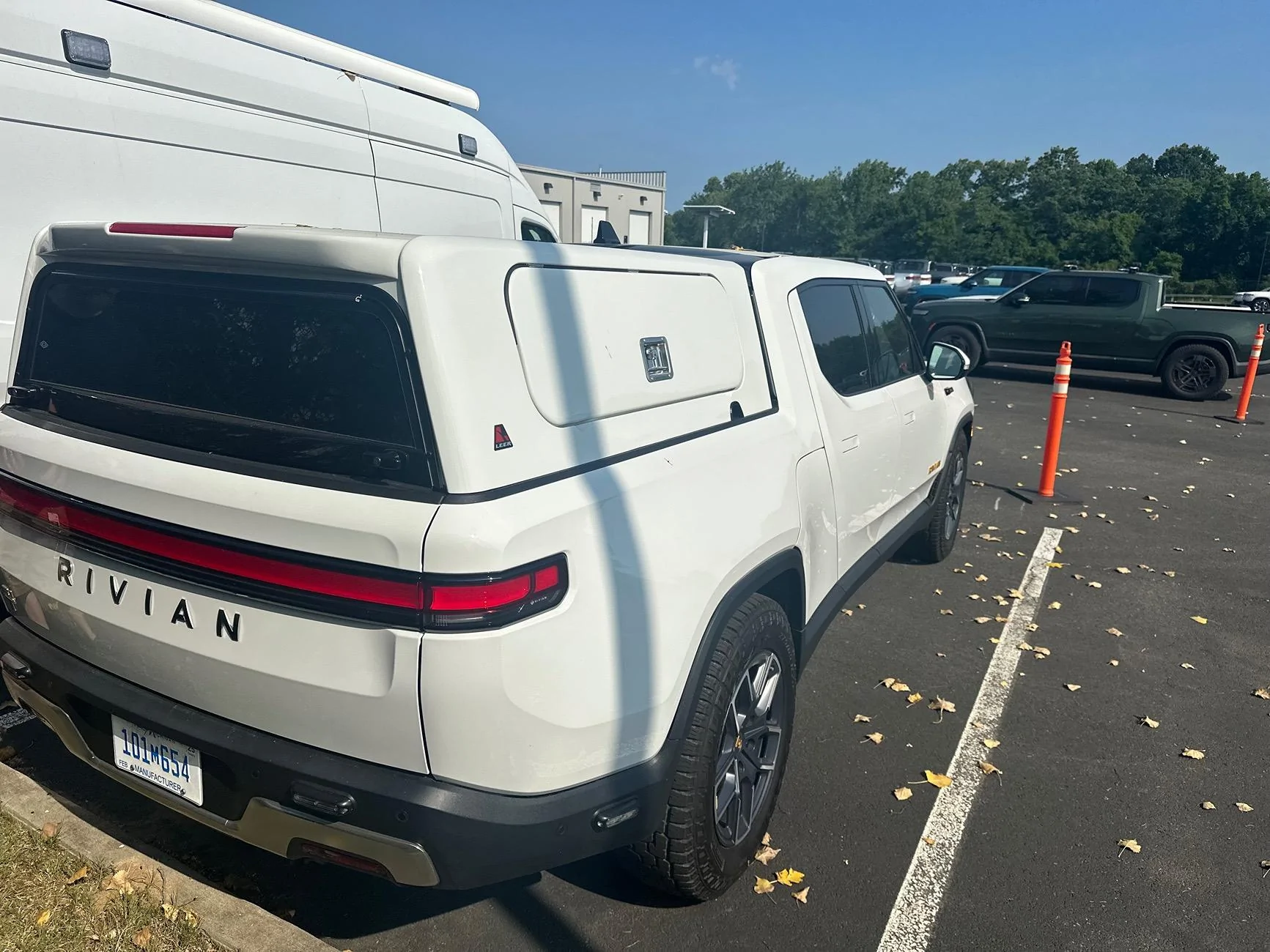 Rivian R1T R1S Leer Topper/Truck Cap coming soon ? 74041040492__0F1BDF24-A982-40CA-9102-E23465CCACD0