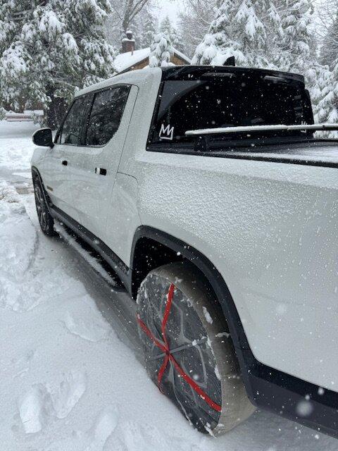 Rivian R1T R1S Tire snow chains or cables for R1T IMG_4146.JPG