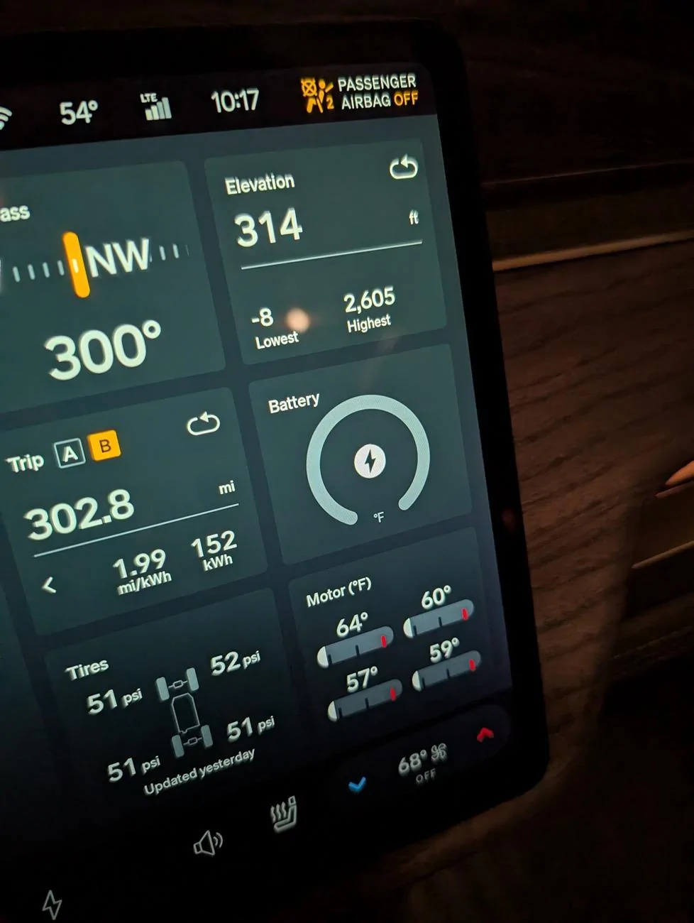 Rivian R1T R1S Why not display HV pack temp while charging? 1000001837
