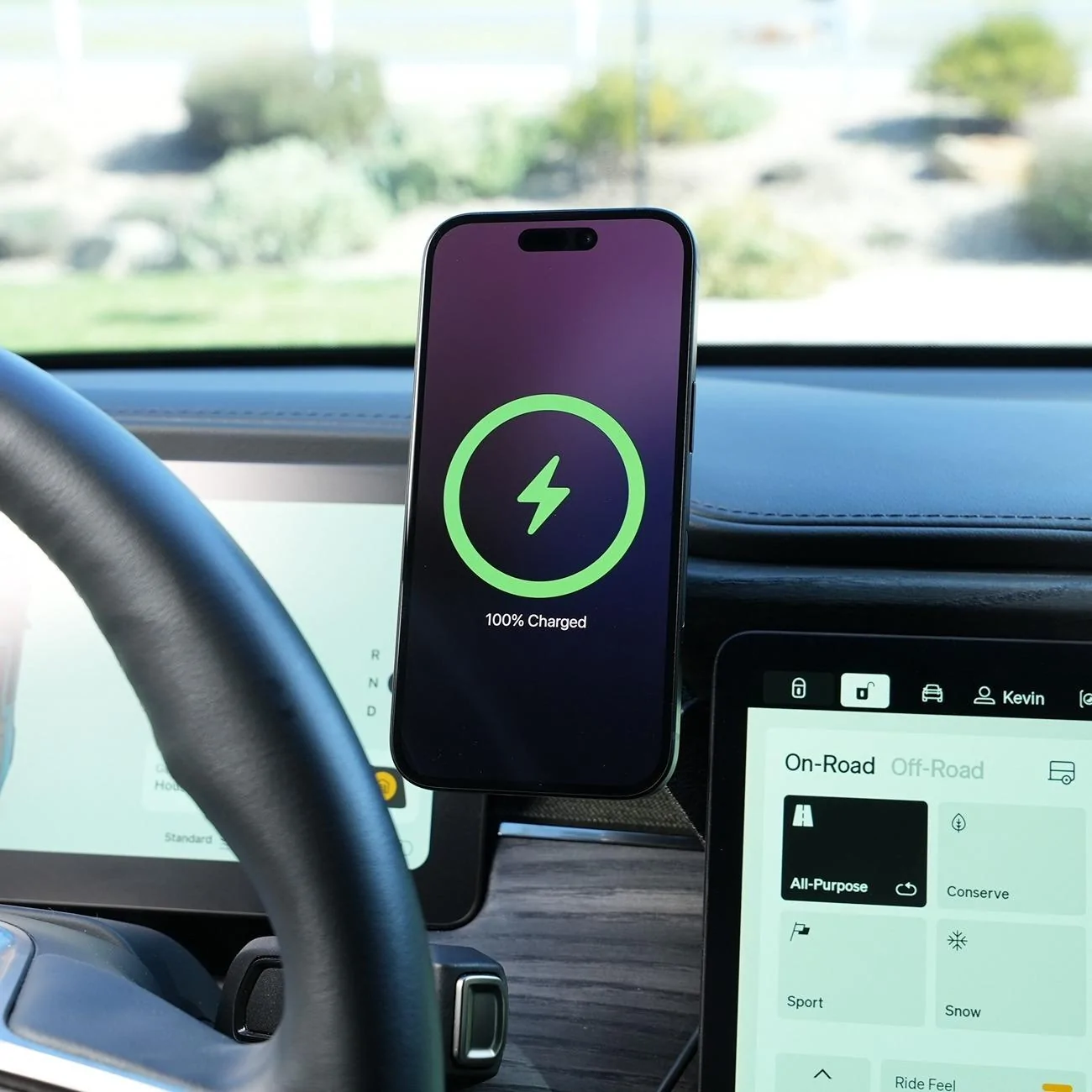 Rivian R1T R1S Looking for Mobile Phone Holder for R1S DSC02734