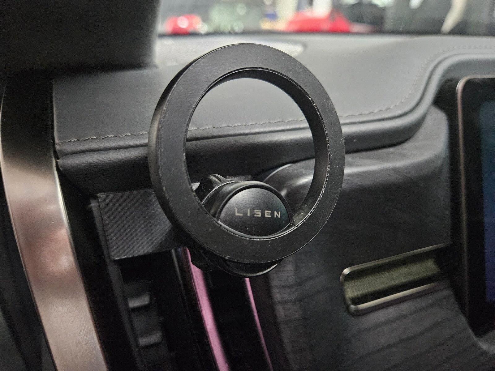 Rivian R1T R1S Looking for Mobile Phone Holder for R1S 1741365684727-tw