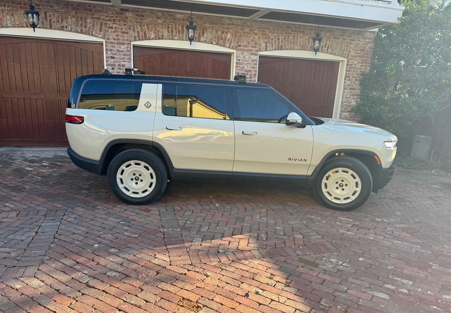 Rivian R1T R1S R1S Dune with Michelin Defender LTX M/2 Tires (275/60/R20) IMG_1447