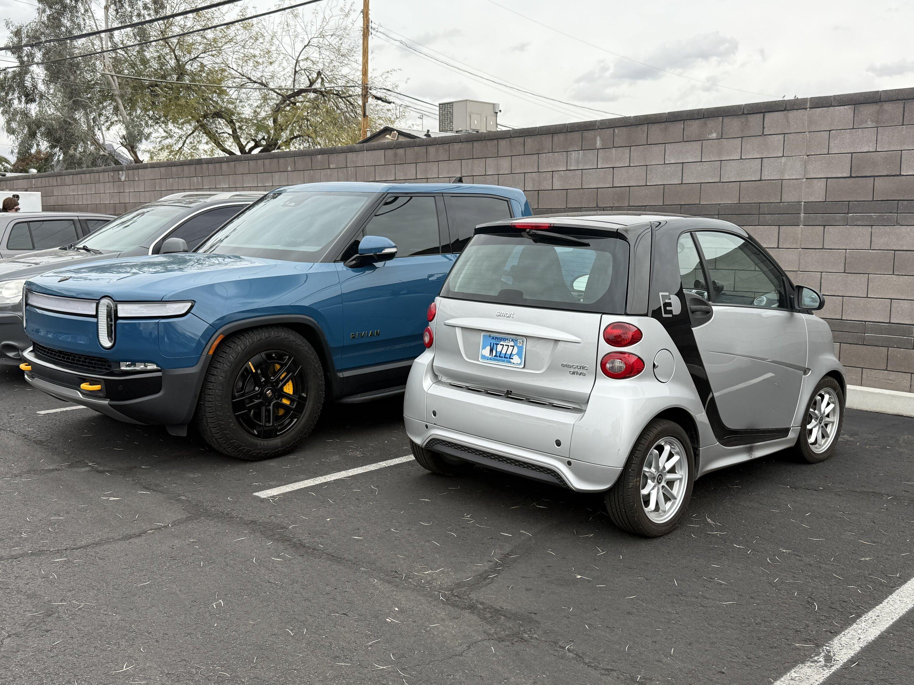 Rivian R1T R1S Mildly Amusing: Parked Next to a Smart EQ Fortwo EV IMG_4734