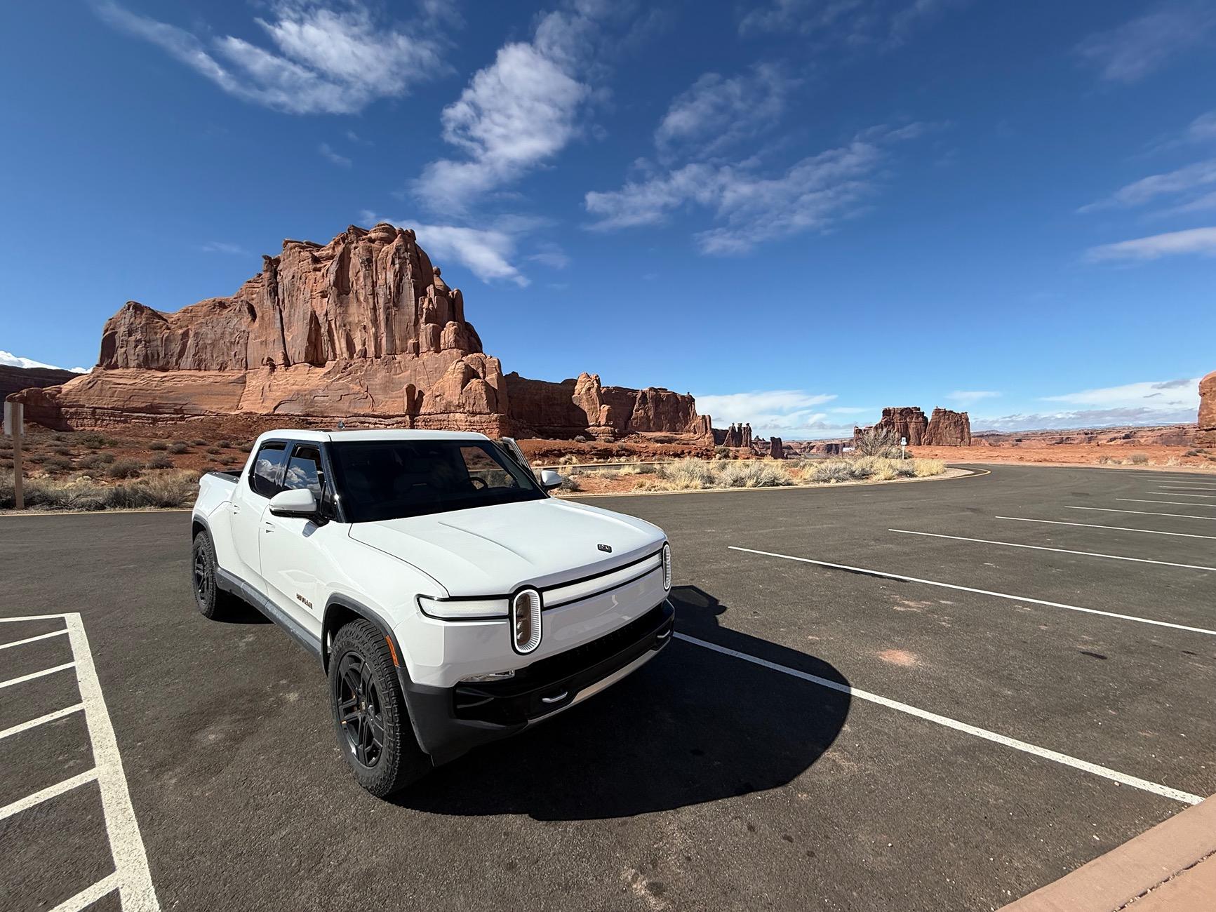 Rivian R1T R1S BestEvMod Monthly Giveaway! IMG_4084