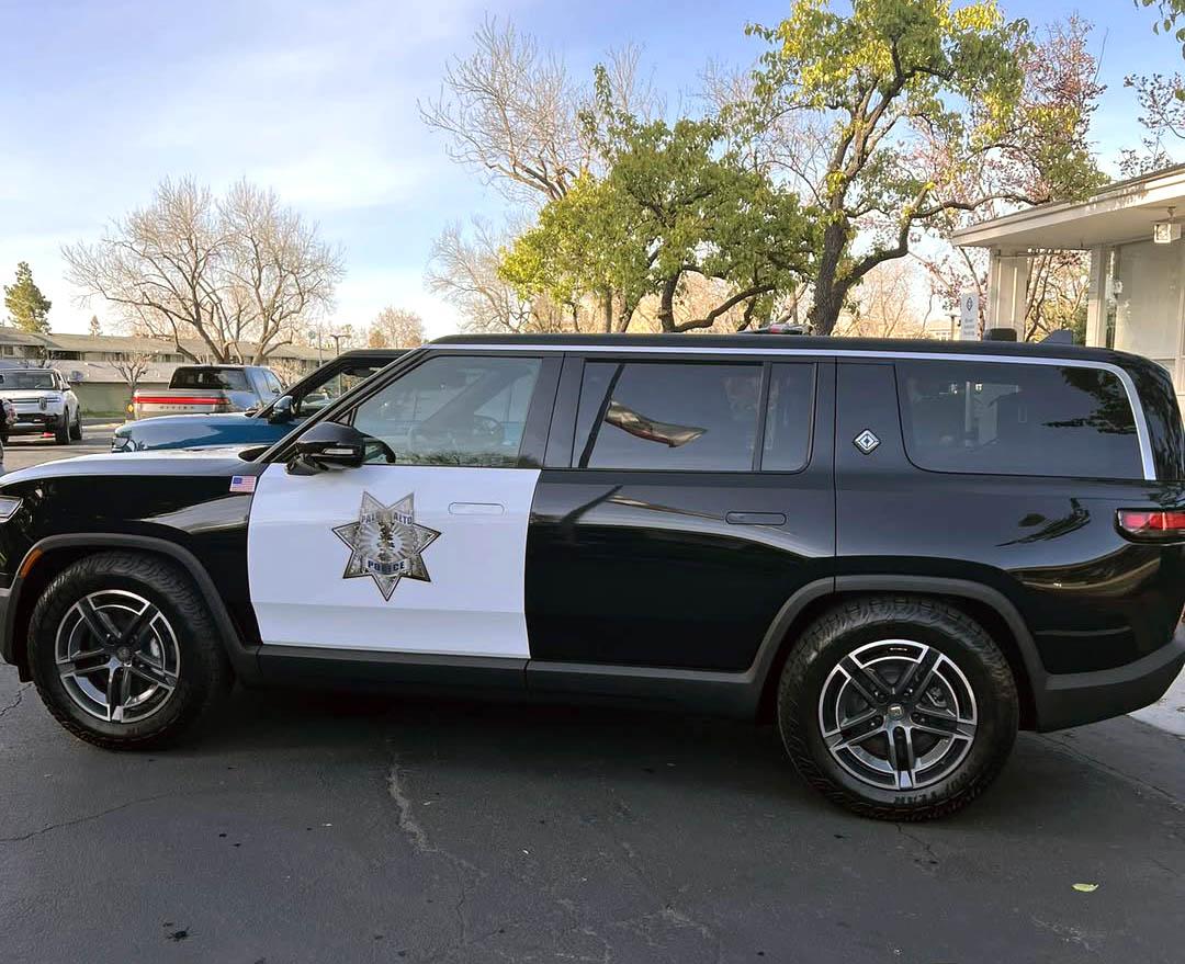Rivian R1T R1S First Rivian Police Cruiser (Palo Alto) ? police rivian r1s