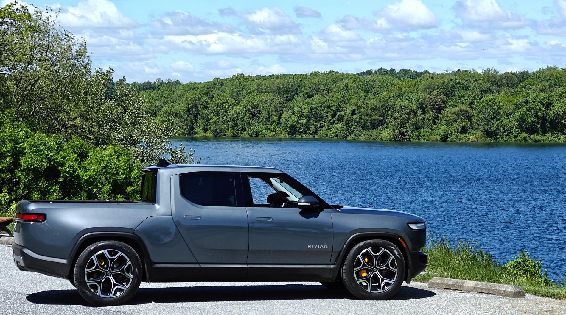 Rivian R1T R1S BestEvMod Monthly Giveaway! Pic 2b