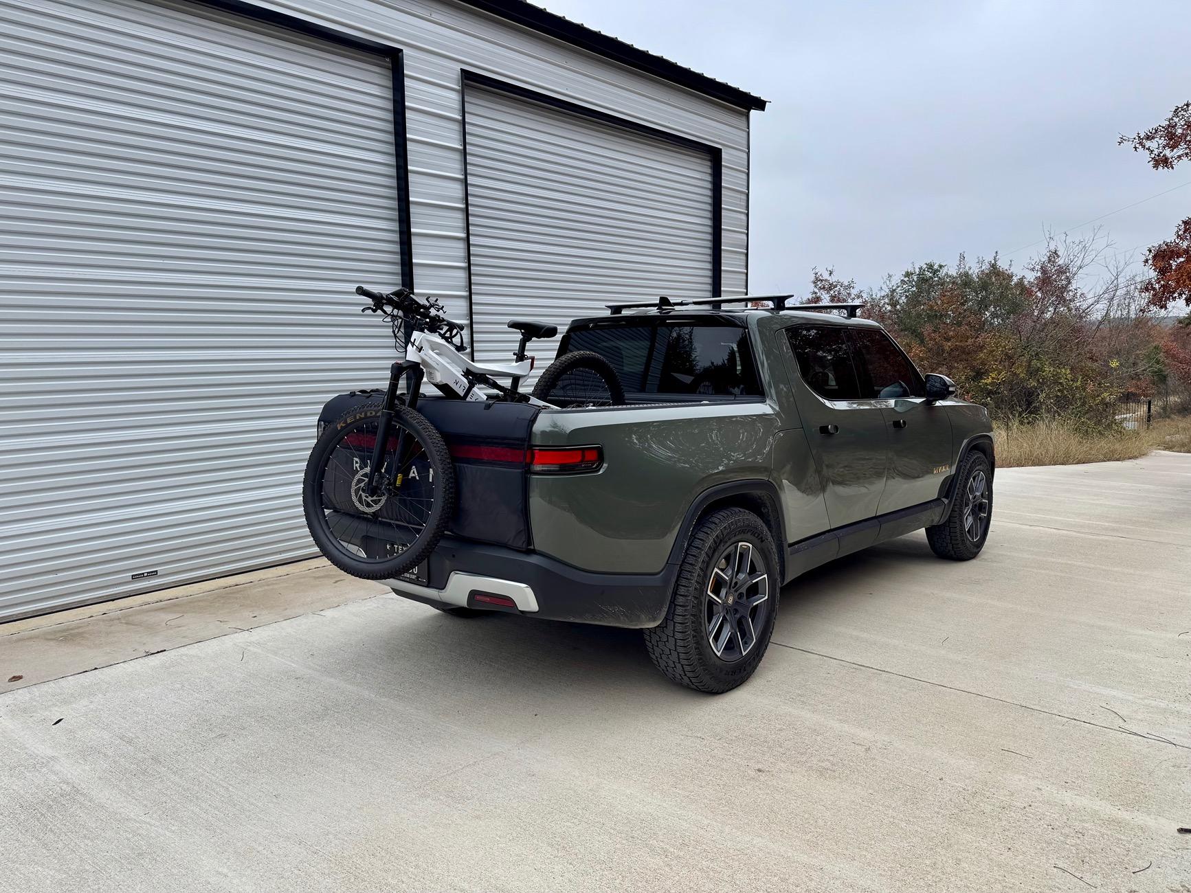 Rivian R1T R1S BestEvMod Monthly Giveaway! IMG_1559