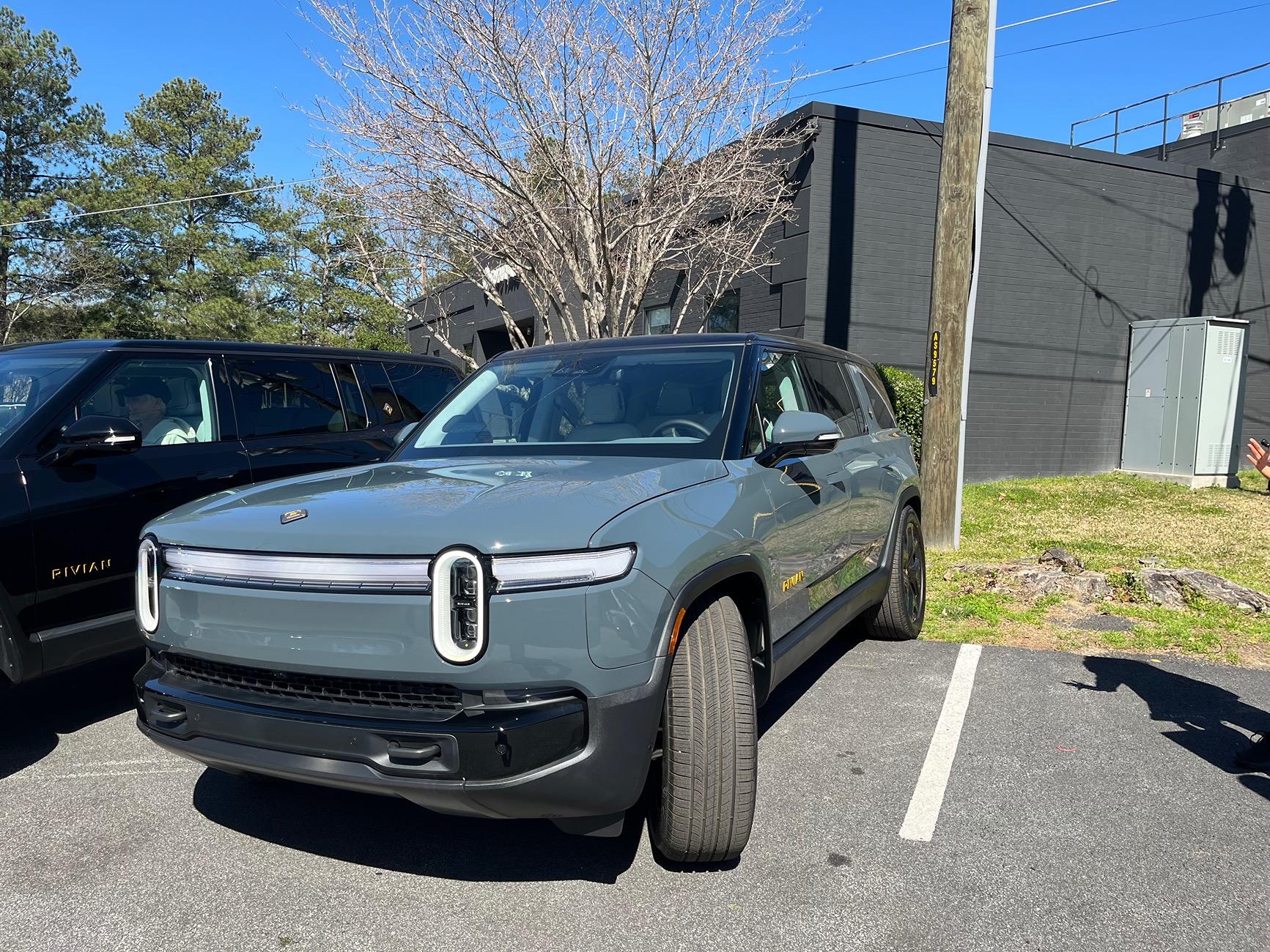 Rivian R1T R1S BestEvMod Monthly Giveaway! IMG_1462