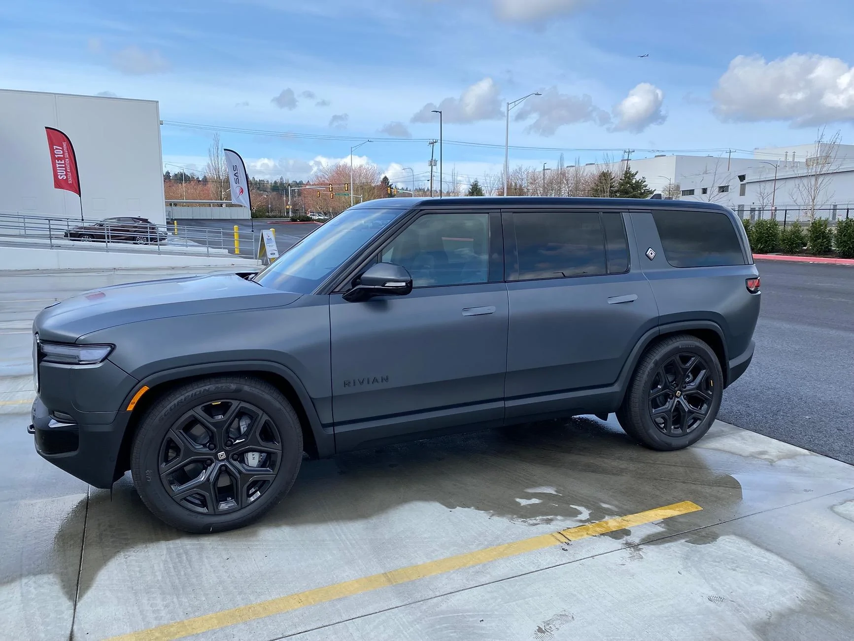 Rivian R1T R1S BestEvMod Monthly Giveaway! IMG_7386