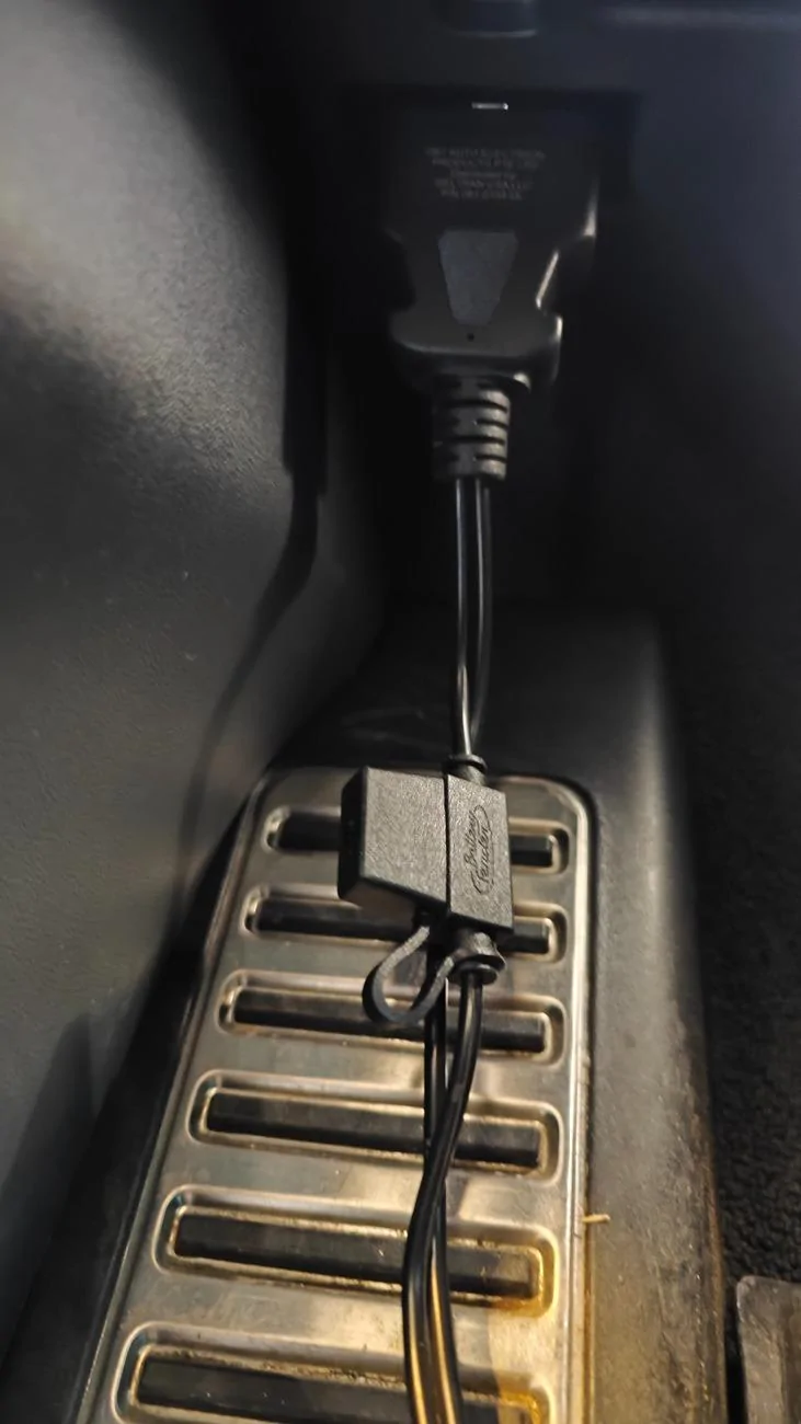 Rivian R1T R1S trickle charge 12 volt IMG_20250322_143929