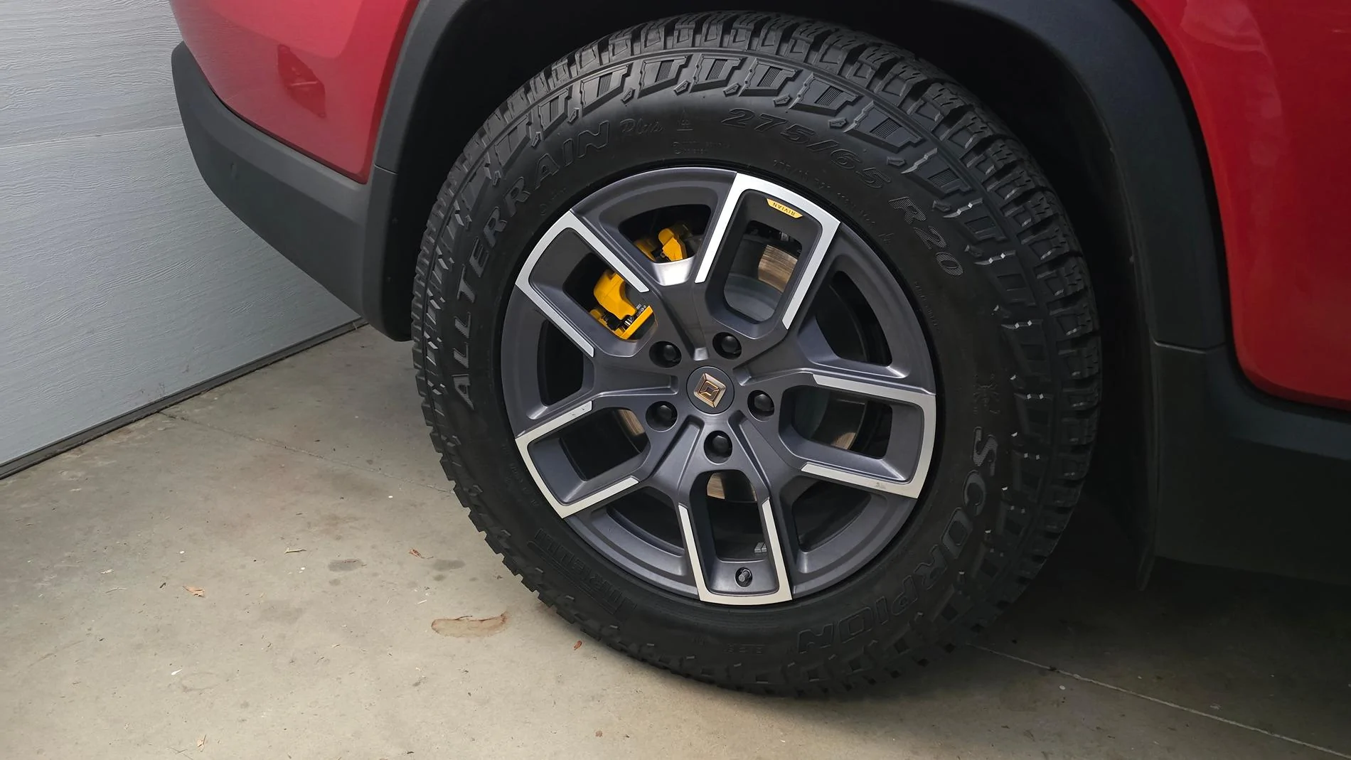 Rivian R1T R1S I'm in the club! 20250323_134059