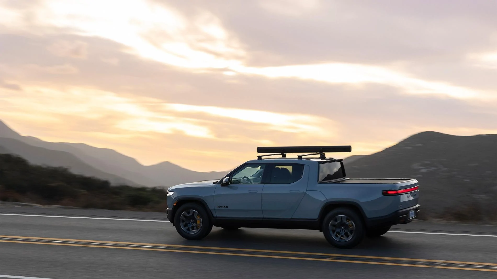 Rivian R1T R1S Kammok Crosswing Awning released for Rivian Kammok Crosswing Awning Rivian 1