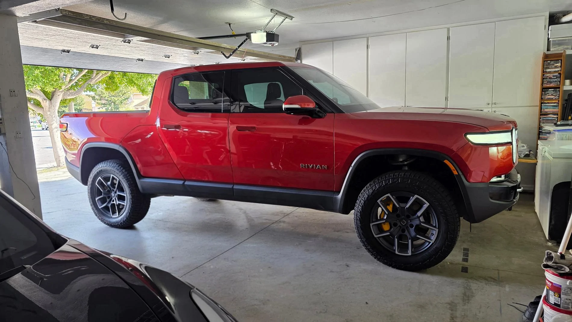 Rivian R1T R1S Almost a full week at its new home rivian-marine-red