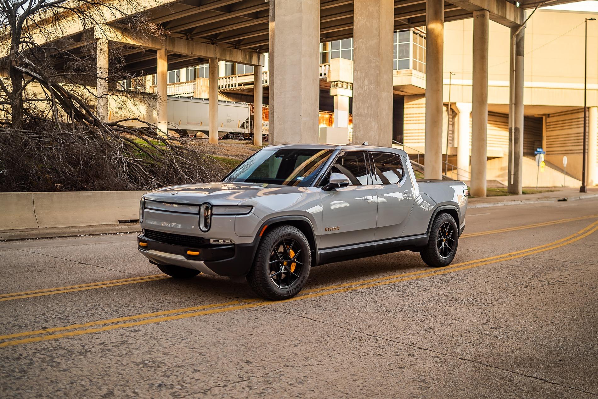 Rivian R1T R1S LTX MS/2 or Goodyear Territory - Help me decide 1743173117432-pe