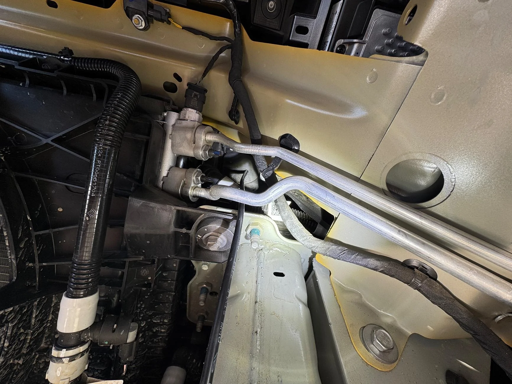 Rivian R1T R1S Accessory Lighting - All of the accessory lighting IMG_9664