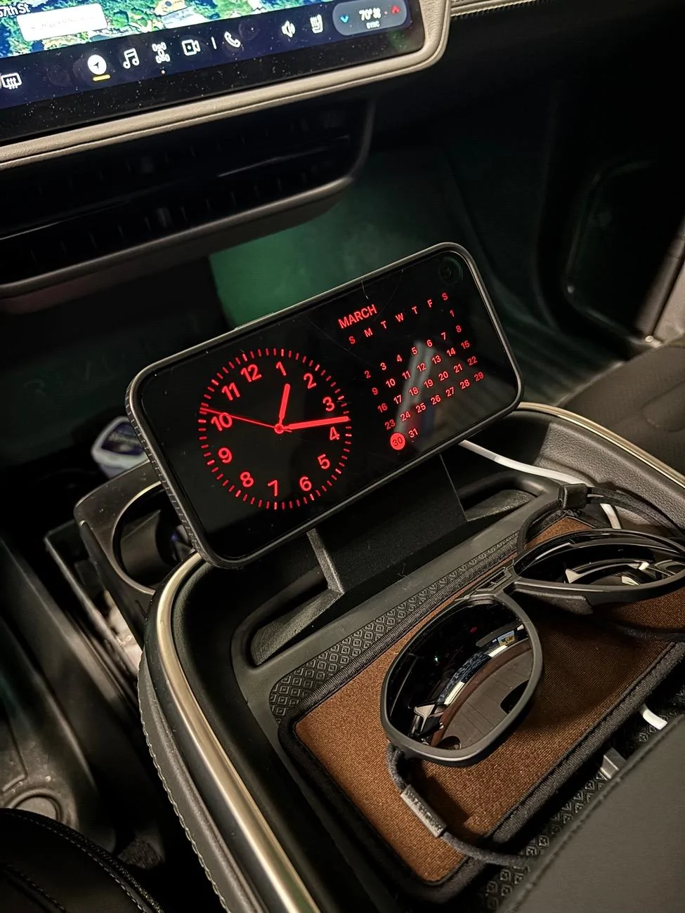 Rivian R1T R1S Cellphone Holder/Charger - my recommendations IMG_0692