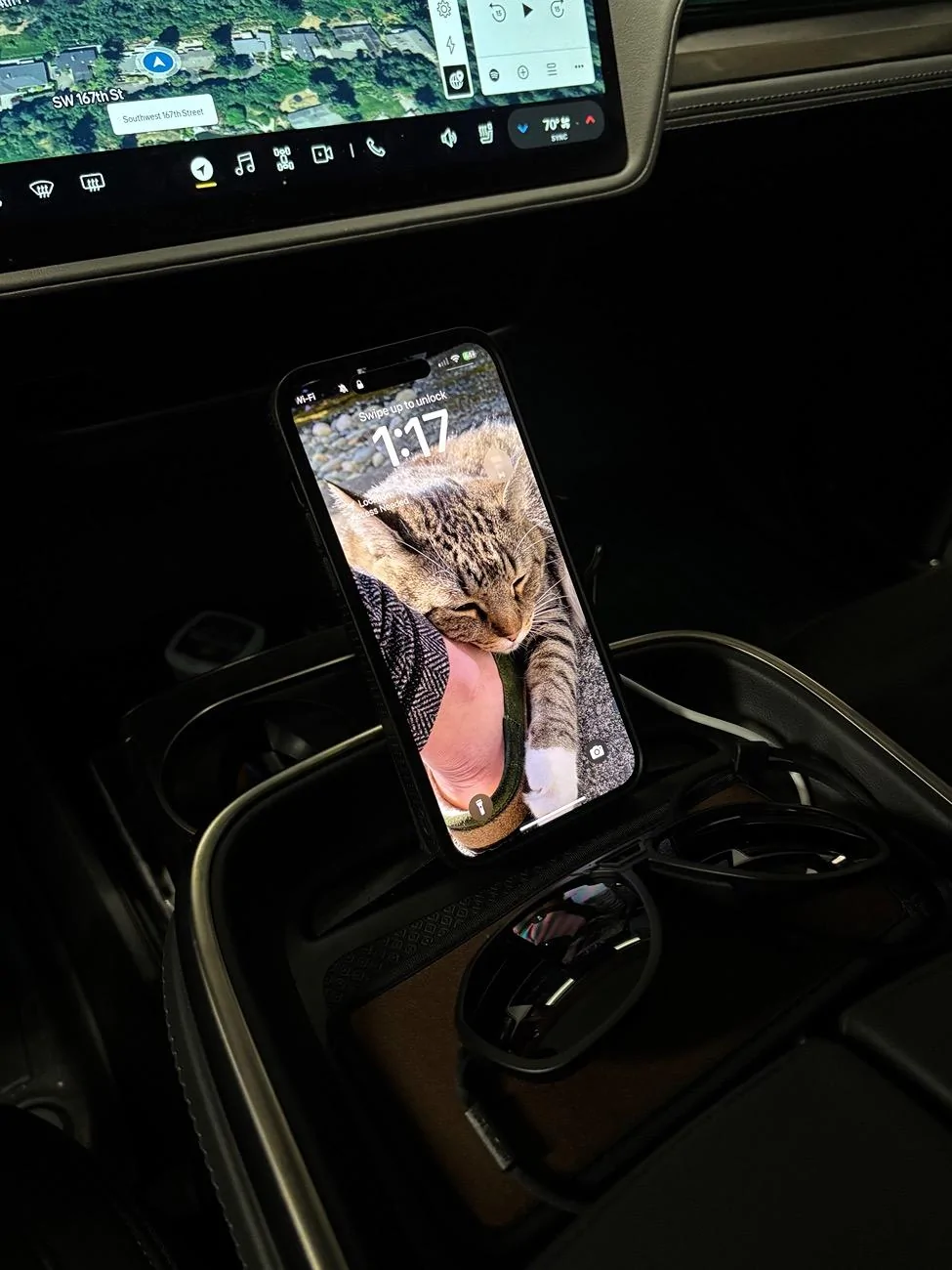 Rivian R1T R1S Cellphone Holder/Charger - my recommendations IMG_0691