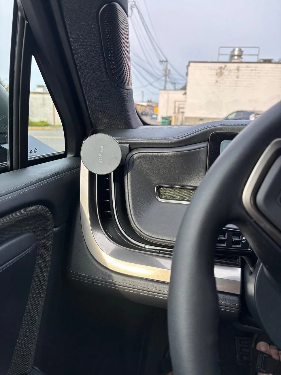 Rivian R1T R1S Cellphone Holder/Charger - my recommendations IMG_0683