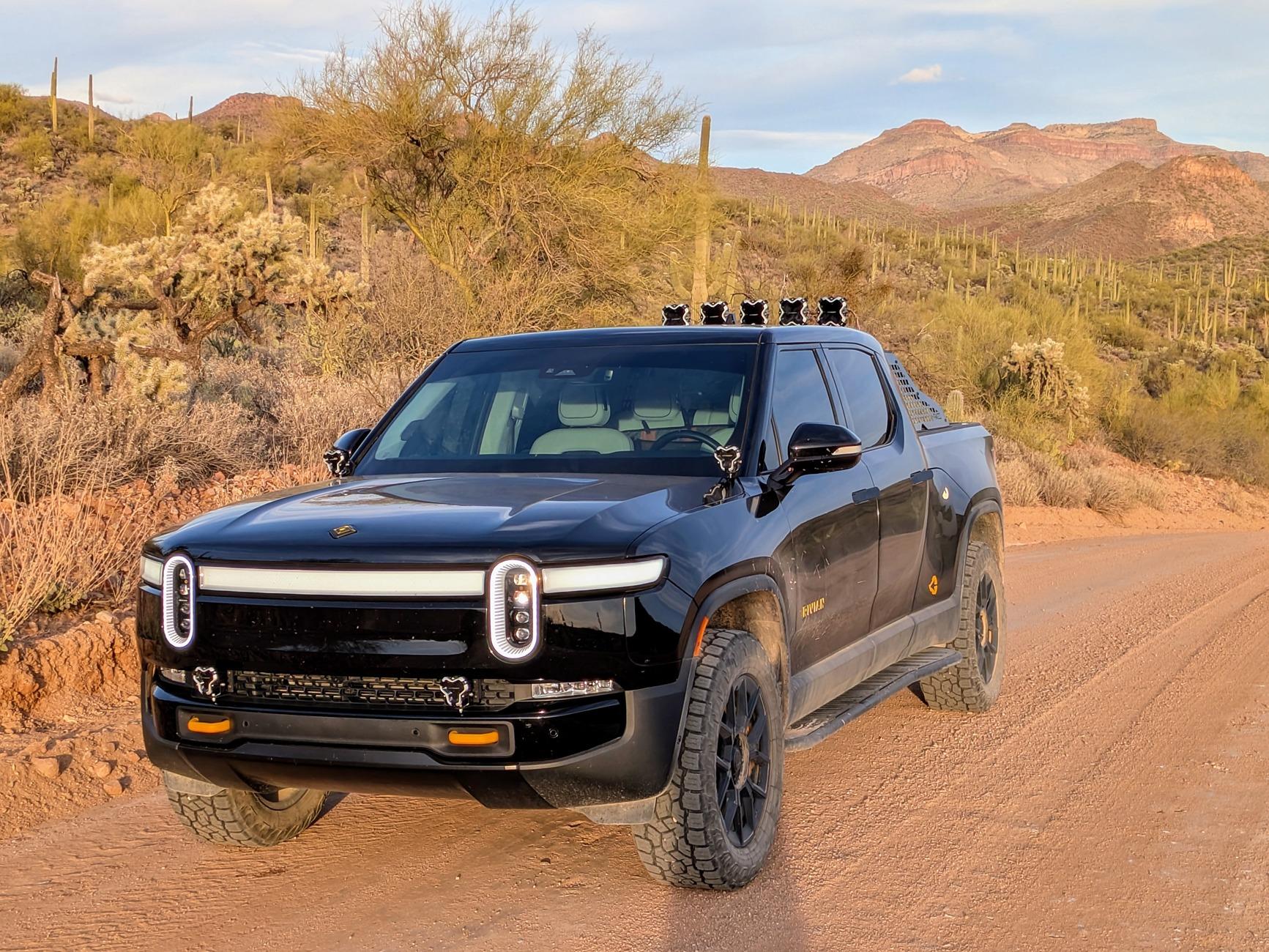 Rivian R1T R1S Rago EV Chase Rack installed on R1T PXL_20250401_010546861~2