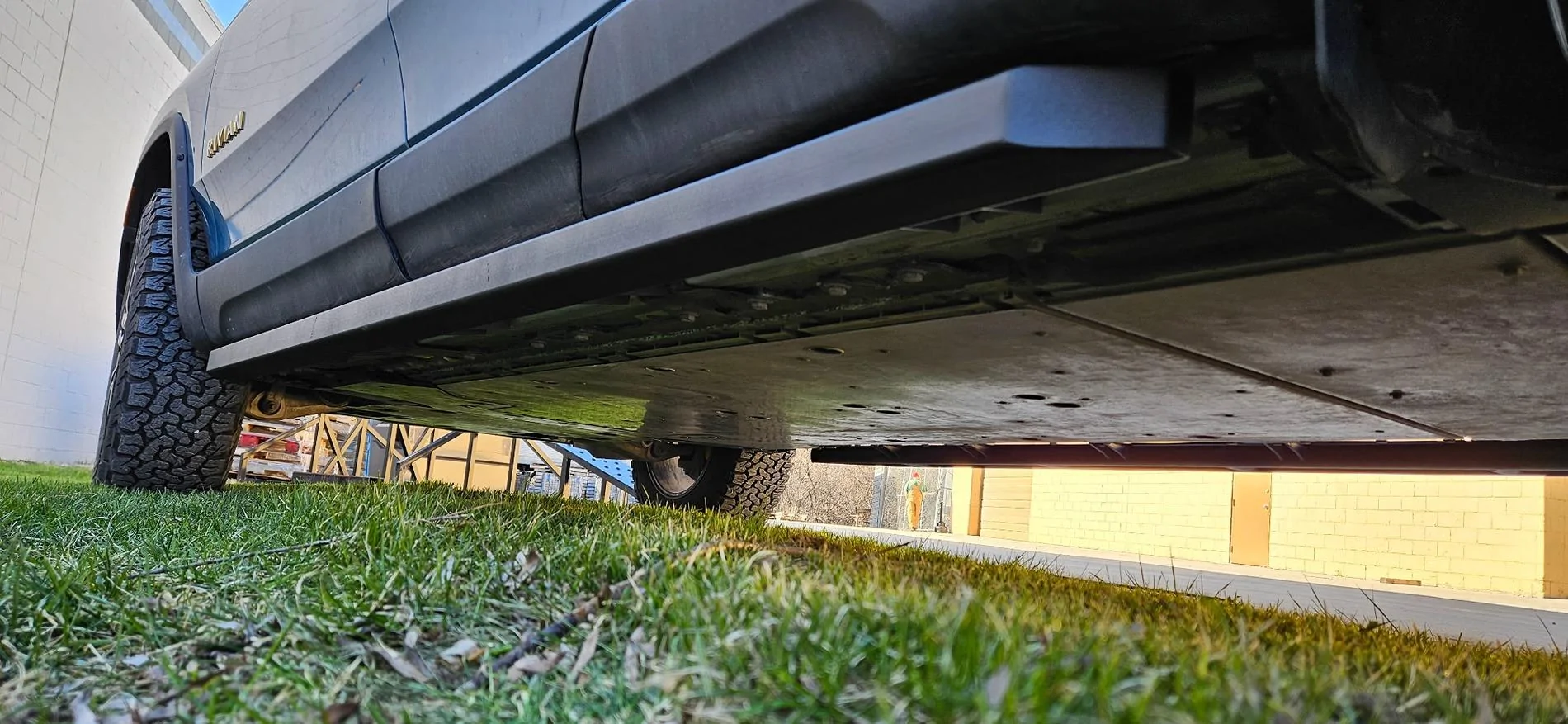 Rivian R1T R1S GOAT Fabrication Rail Sliders now available! 5150882431990762520.jpg