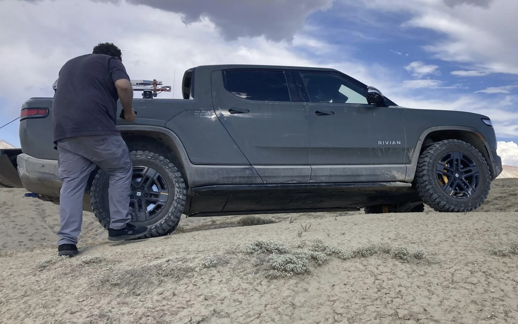Rivian R1T R1S GOAT Fabrication Rail Sliders now available! RivianSliders1