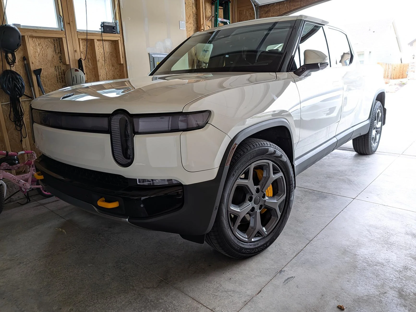 Rivian R1T R1S Installed a bunch of TWRAPS things today. PXL_20250413_001719717