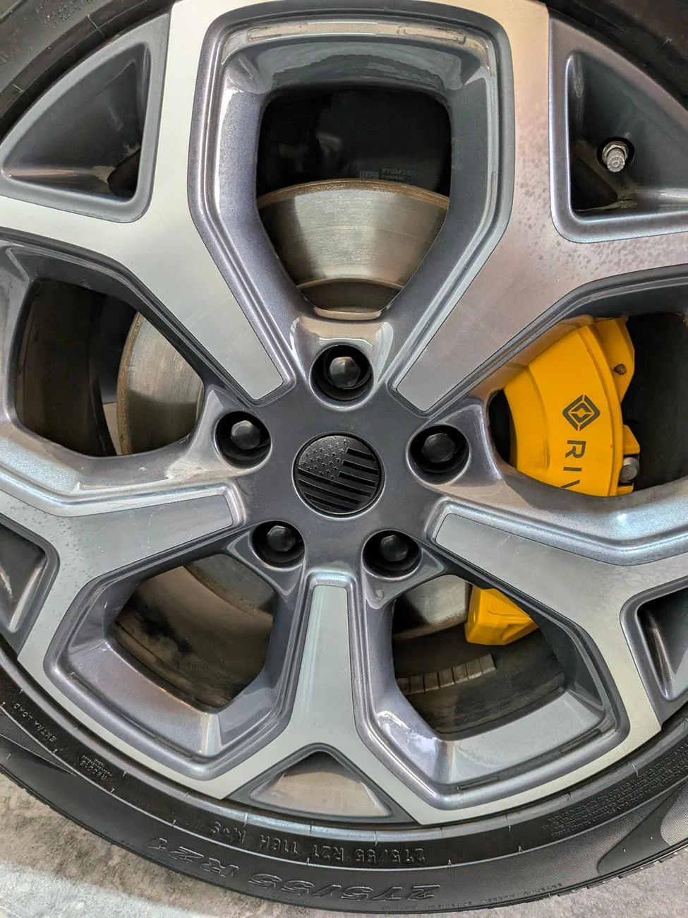 Rivian R1T R1S Installed a bunch of TWRAPS things today. PXL_20250409_235247337