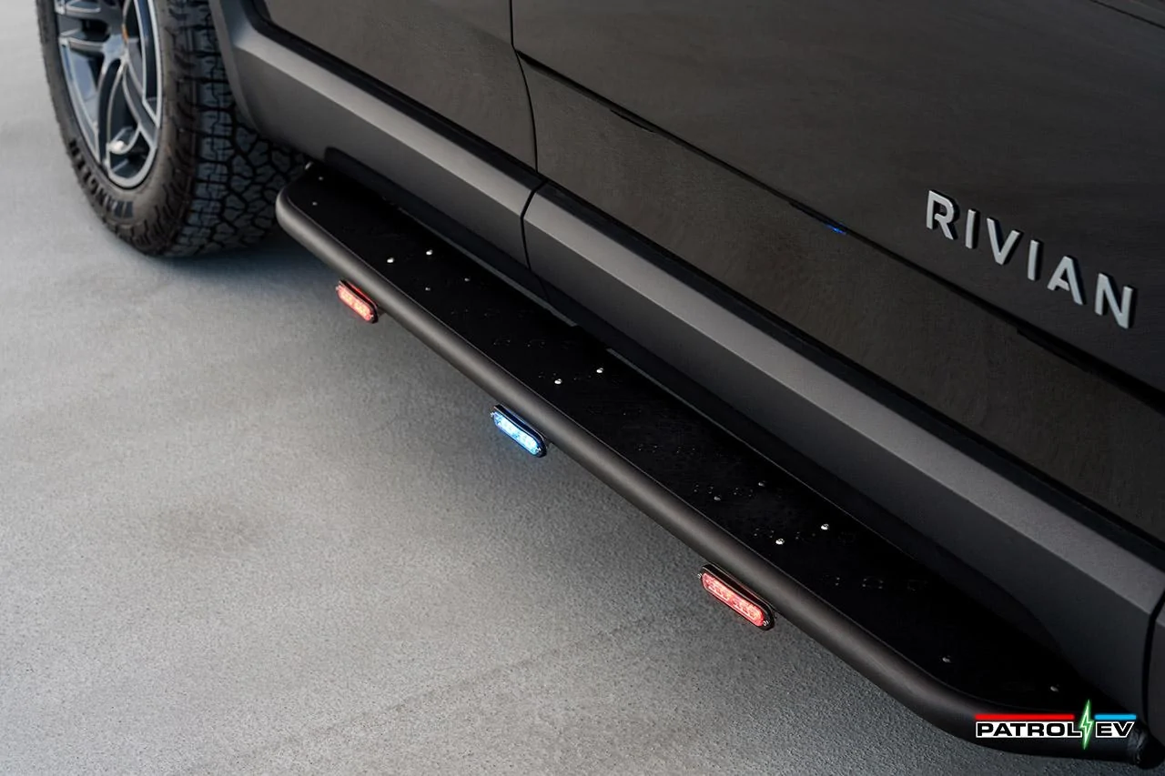 Rivian R1T R1S Upfit for Duty! 🚨 Rivian R1S gets full bulletproof package & municipal lighting / siren package from PatrolEV division of EV Sportline patrol-ev-midnight-black-rivian-r1s-police-pursuit-fleet-wm-7