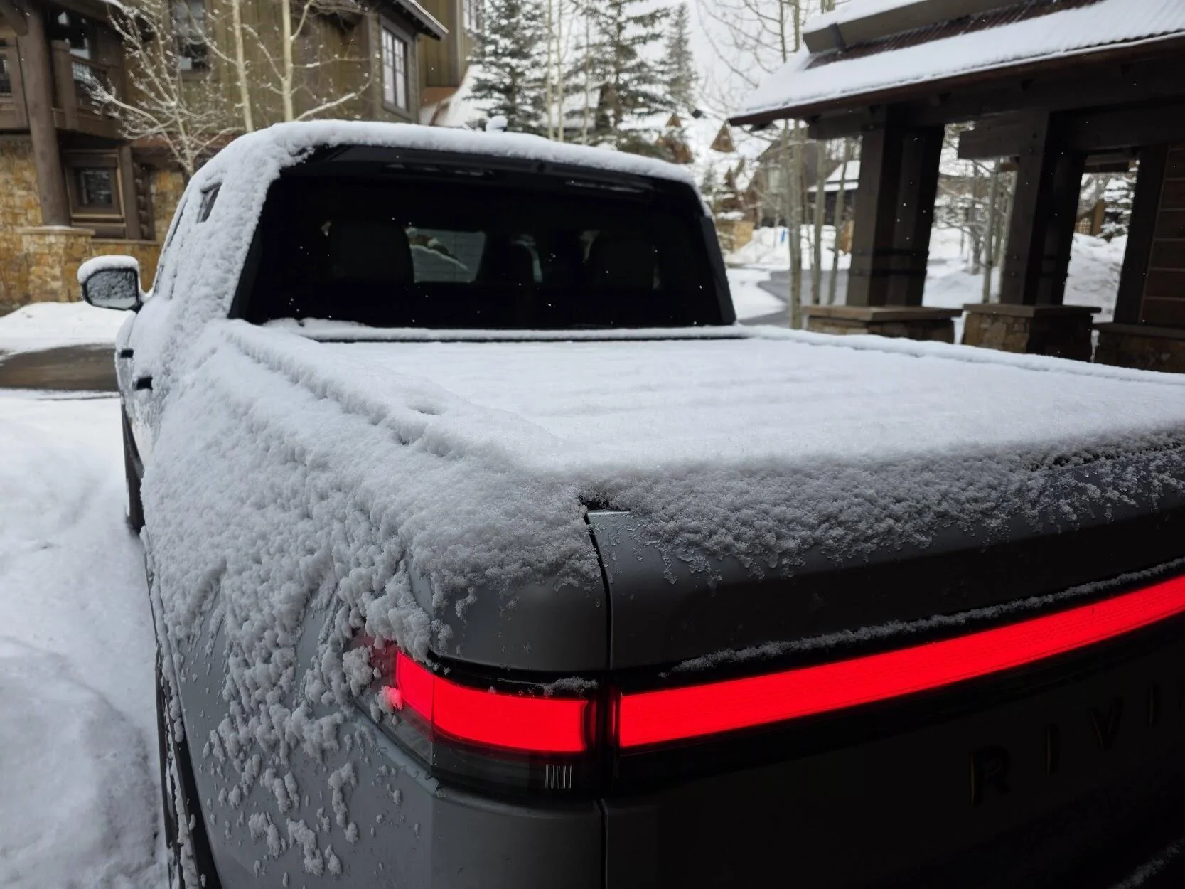 Rivian R1T R1S ➡️🗳️VOTE APRIL'S REALWHEELS EV RIVIAN OF THE MONTH (RWCev ROTM) HERE! 5muditoSubmission5Aldo