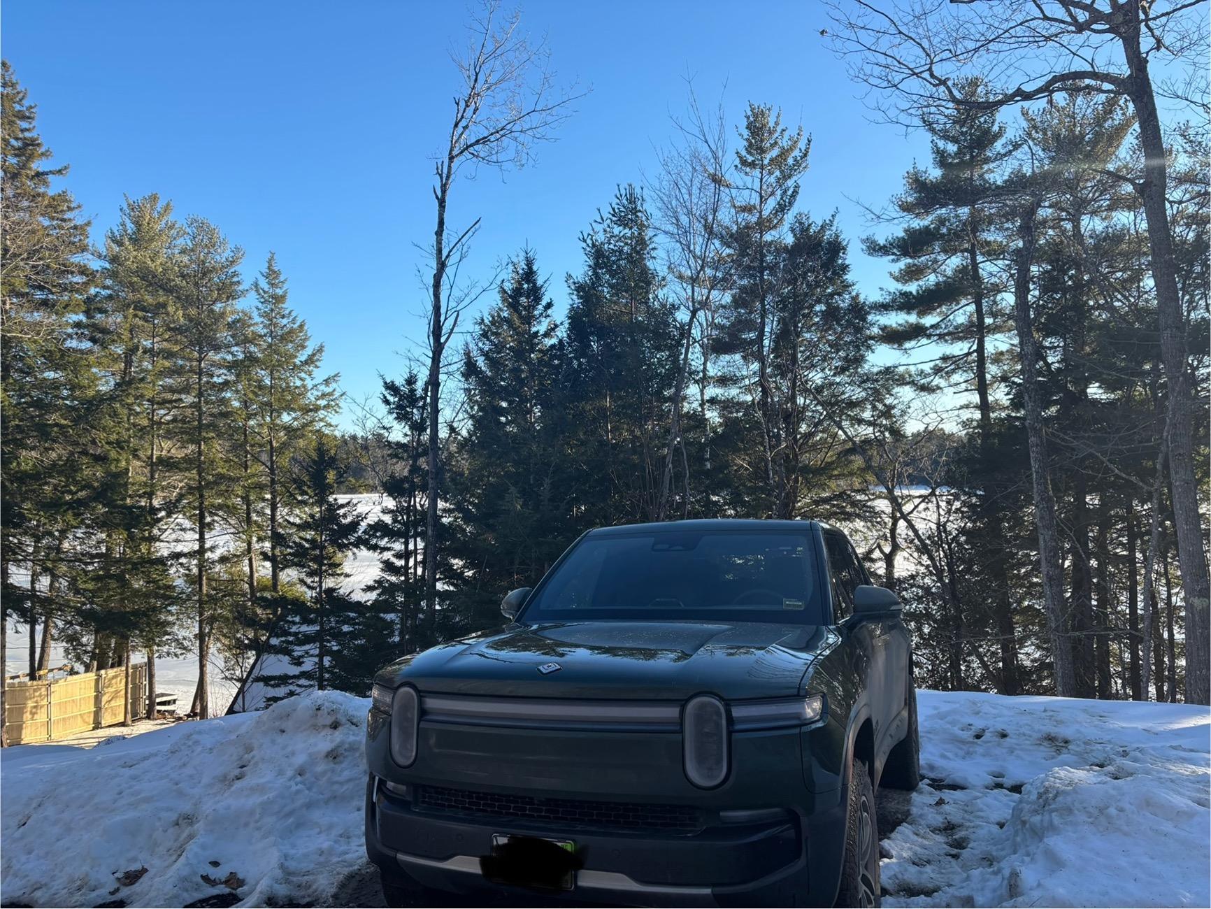 Rivian R1T R1S ➡️🗳️VOTE APRIL'S REALWHEELS EV RIVIAN OF THE MONTH (RWCev ROTM) HERE! 9bfilippoSubmission9Benjamin