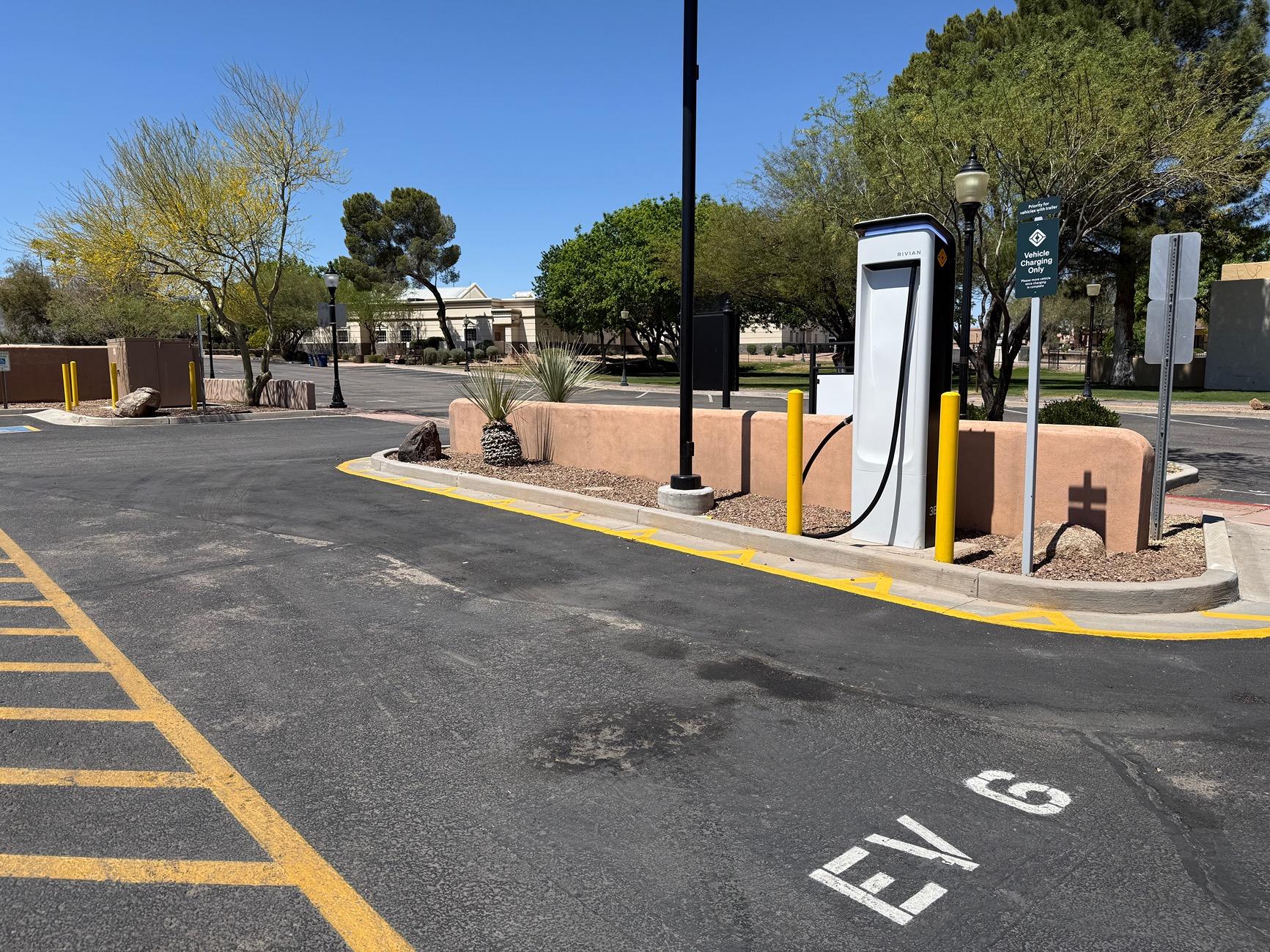 Rivian R1T R1S Wickenburg Arizona RAN operational today! IMG_1698