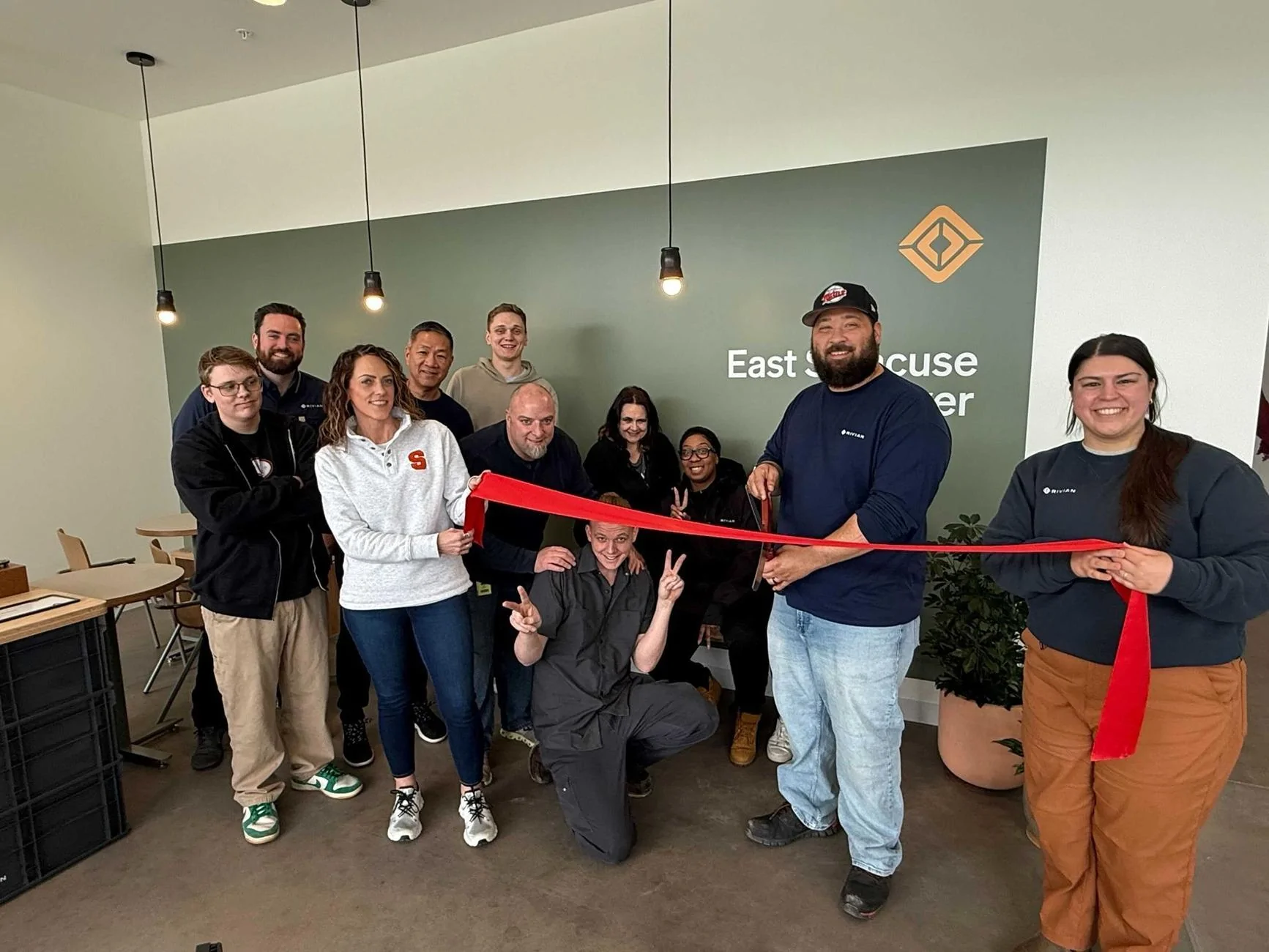 Rivian R1T R1S East Syracuse NY Service Center now open GpoJf-SW4AANYpC
