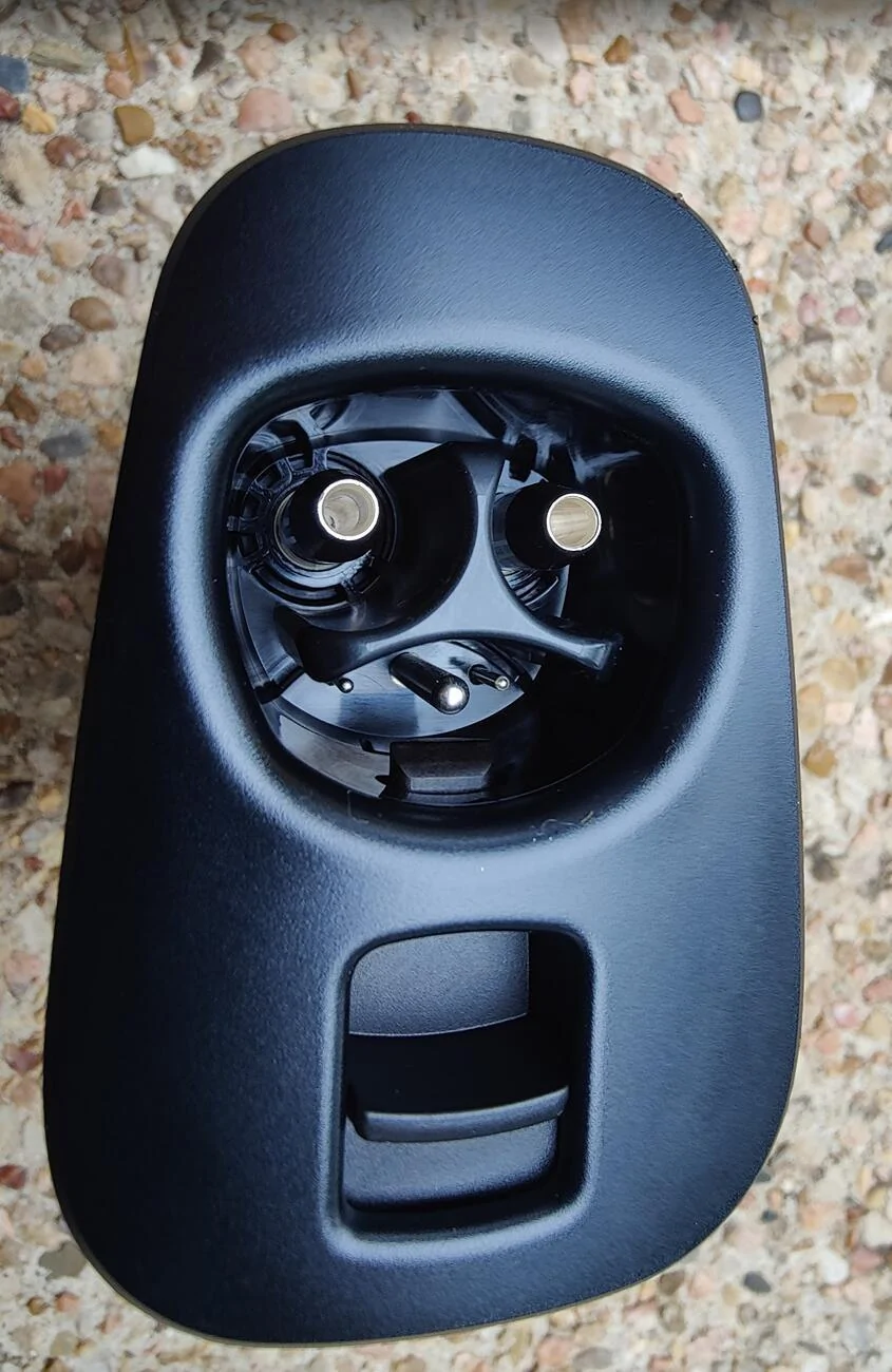 Rivian R1T R1S FS: NACS Adapter (150$) ?hash=1889f2d701a0f8dd133f23e5b48311b4