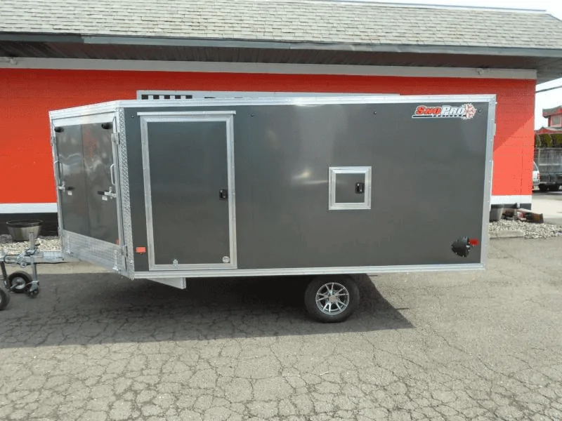 Rivian R1T R1S Recommendations for towing a snowmobile? 1640904918293
