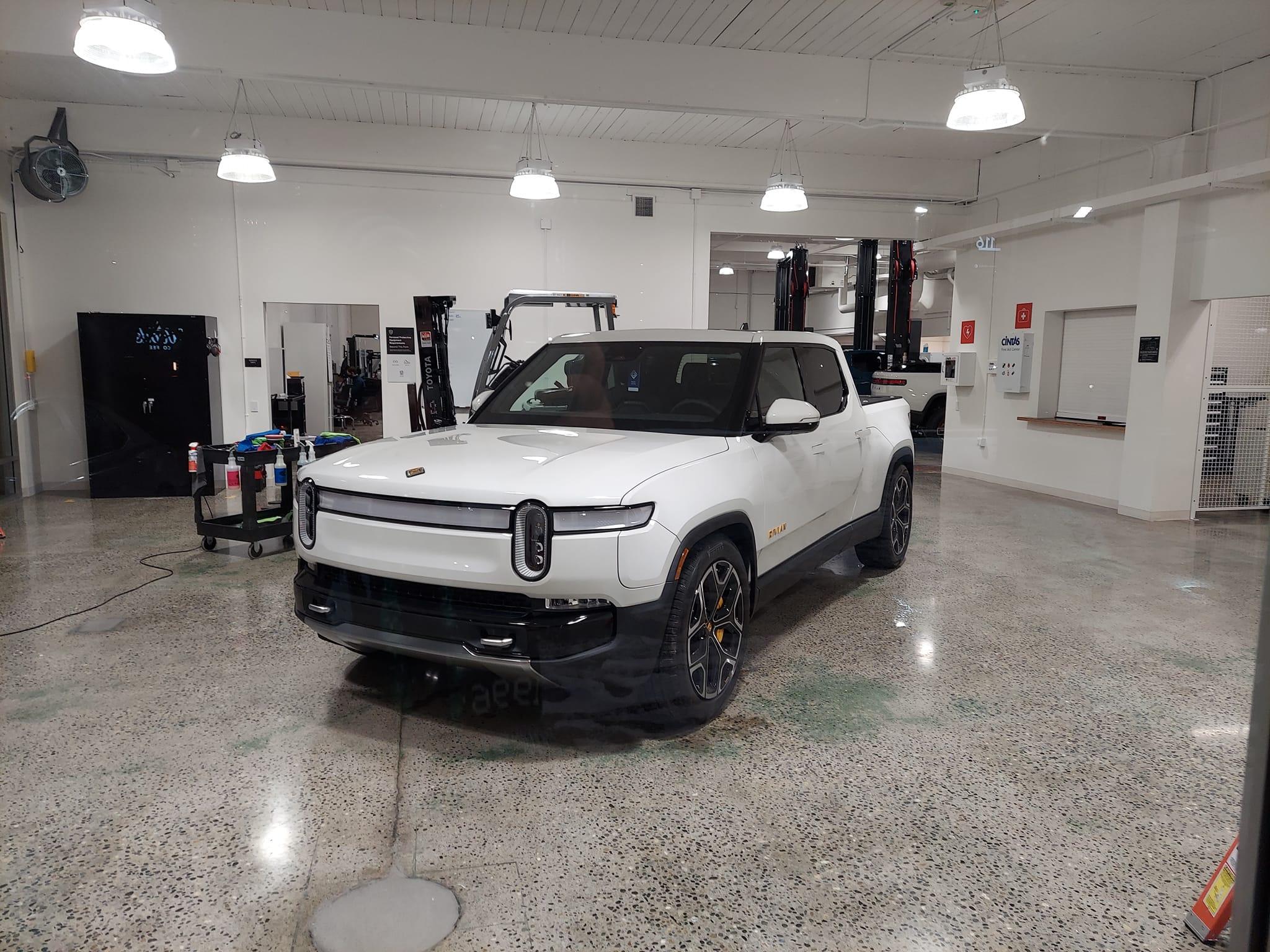 Rivian R1T R1S GLACIER WHITE R1T  Photos Glacier White R1T Rivian inside Bellevue Washington service center